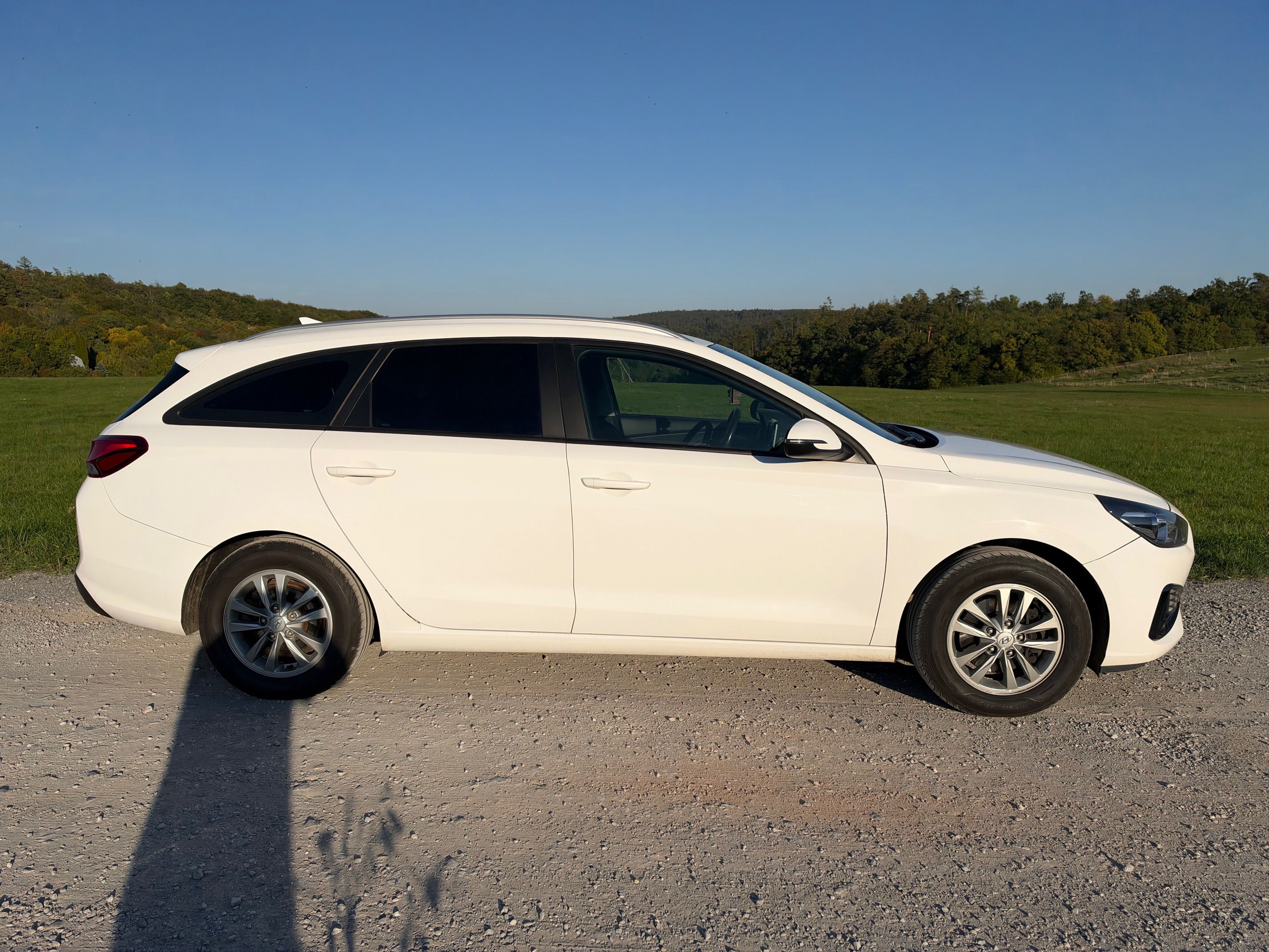 Hyundai i30, 1.6CRDi 85kW COMFORT KAMERA ČR - fotka 6