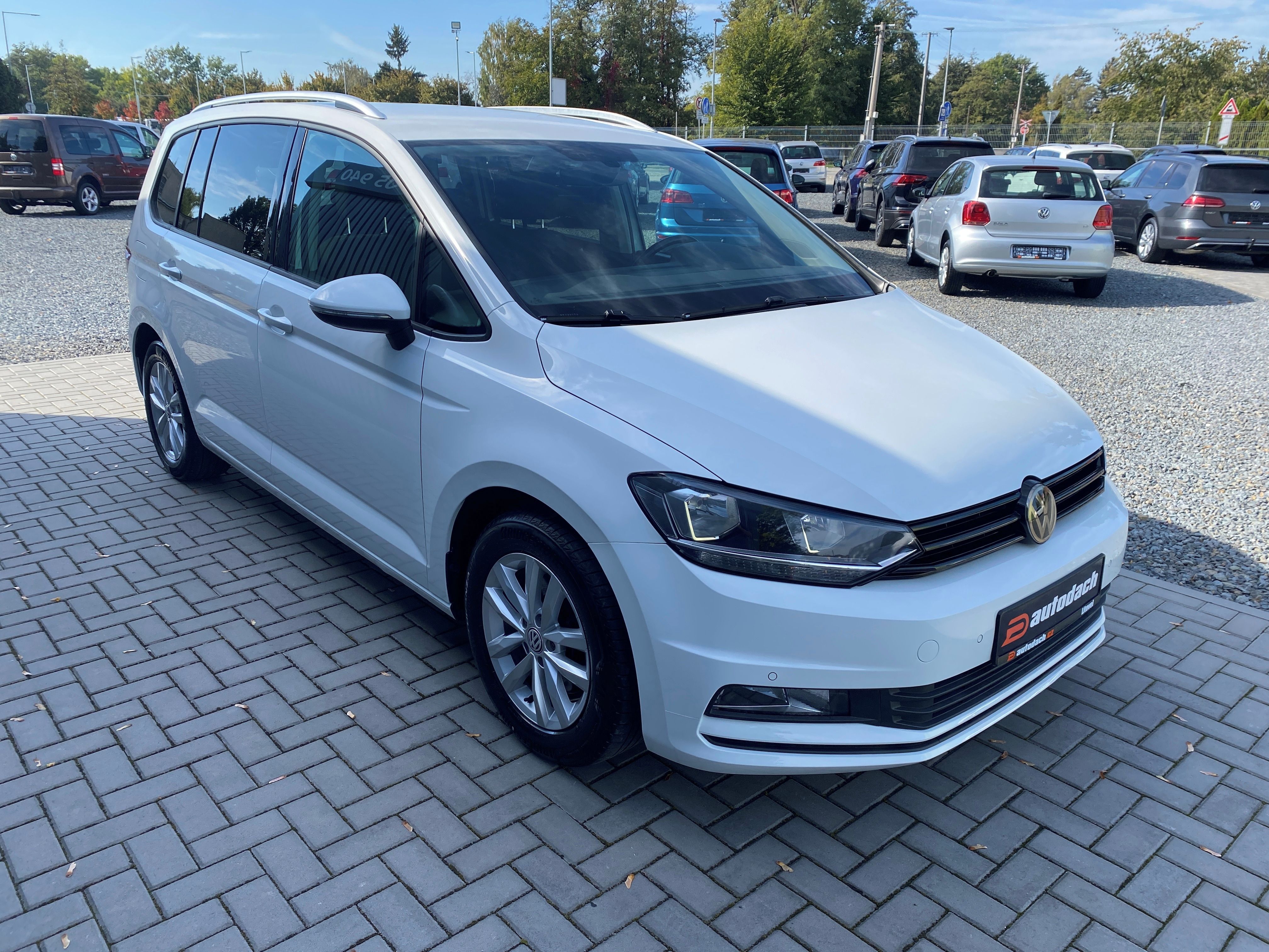 Volkswagen Touran, 1.4TSI 110kW-1xMAJ-7MÍST-NAVI - fotka 6