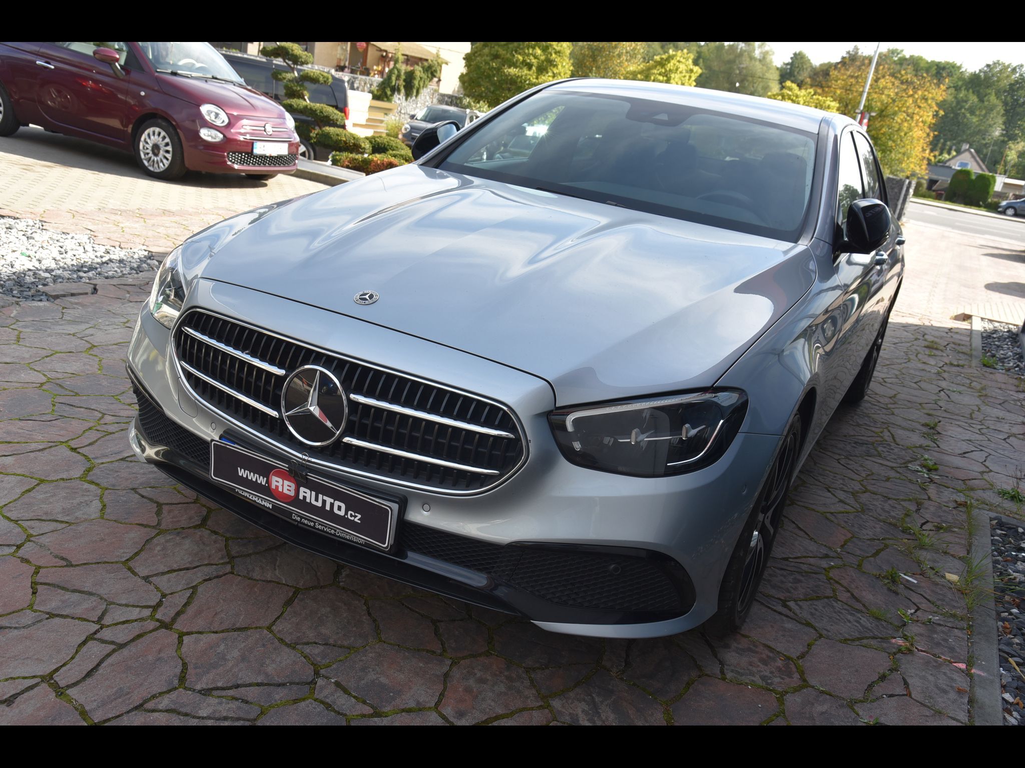 Mercedes-Benz Třídy E, 145 kw 4Matic - fotka 4
