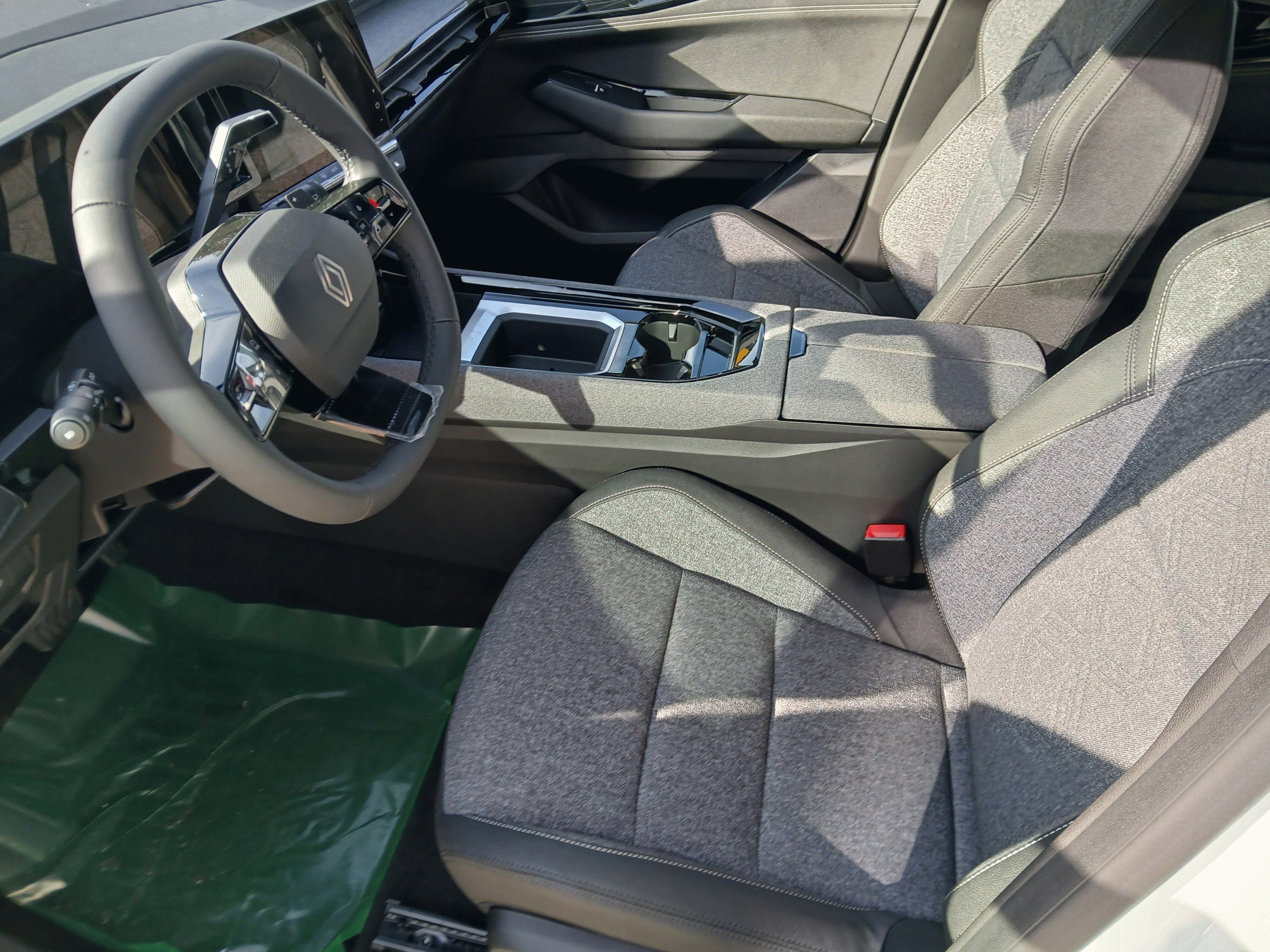 Renault Austral, evolution mild hybrid 150 auto - fotka 5