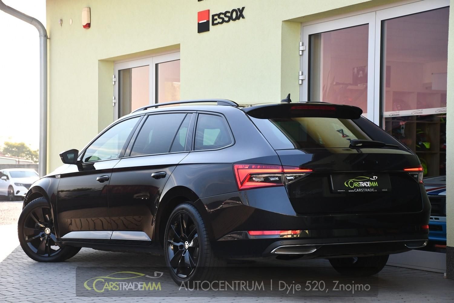 Škoda Superb, 2,0TDI SPORTLINE DSG ČR 1.MAJ - fotka 3