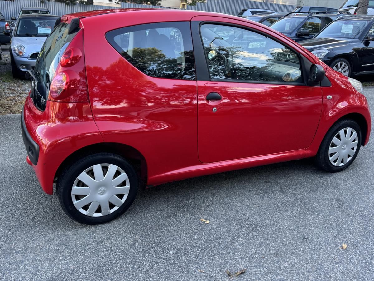 Peugeot 107, 1,0 1.majitel ČR. STK 28+ - fotka 5