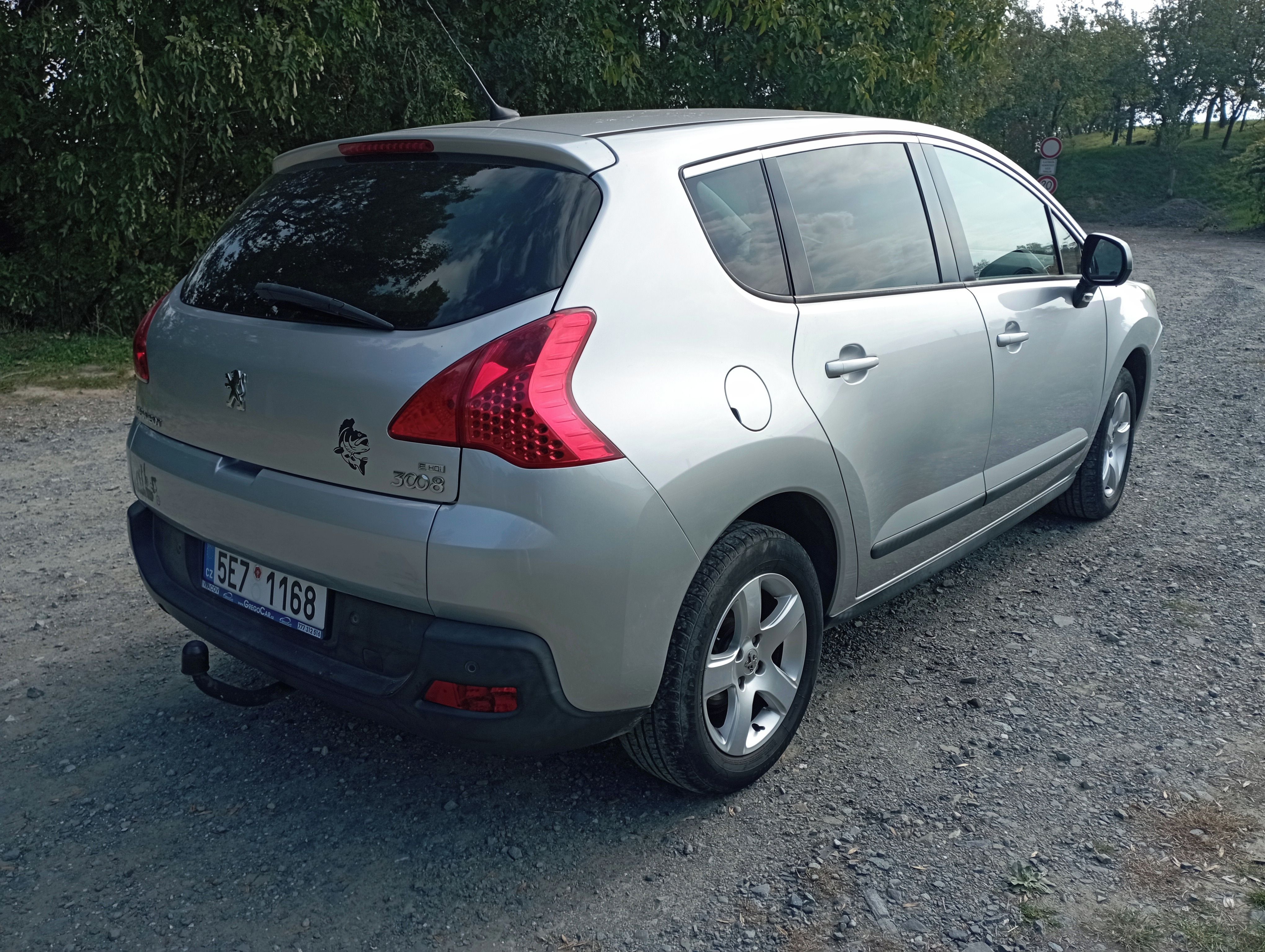 Peugeot 3008, 1,6HDi, tažné, navigace... - fotka 4