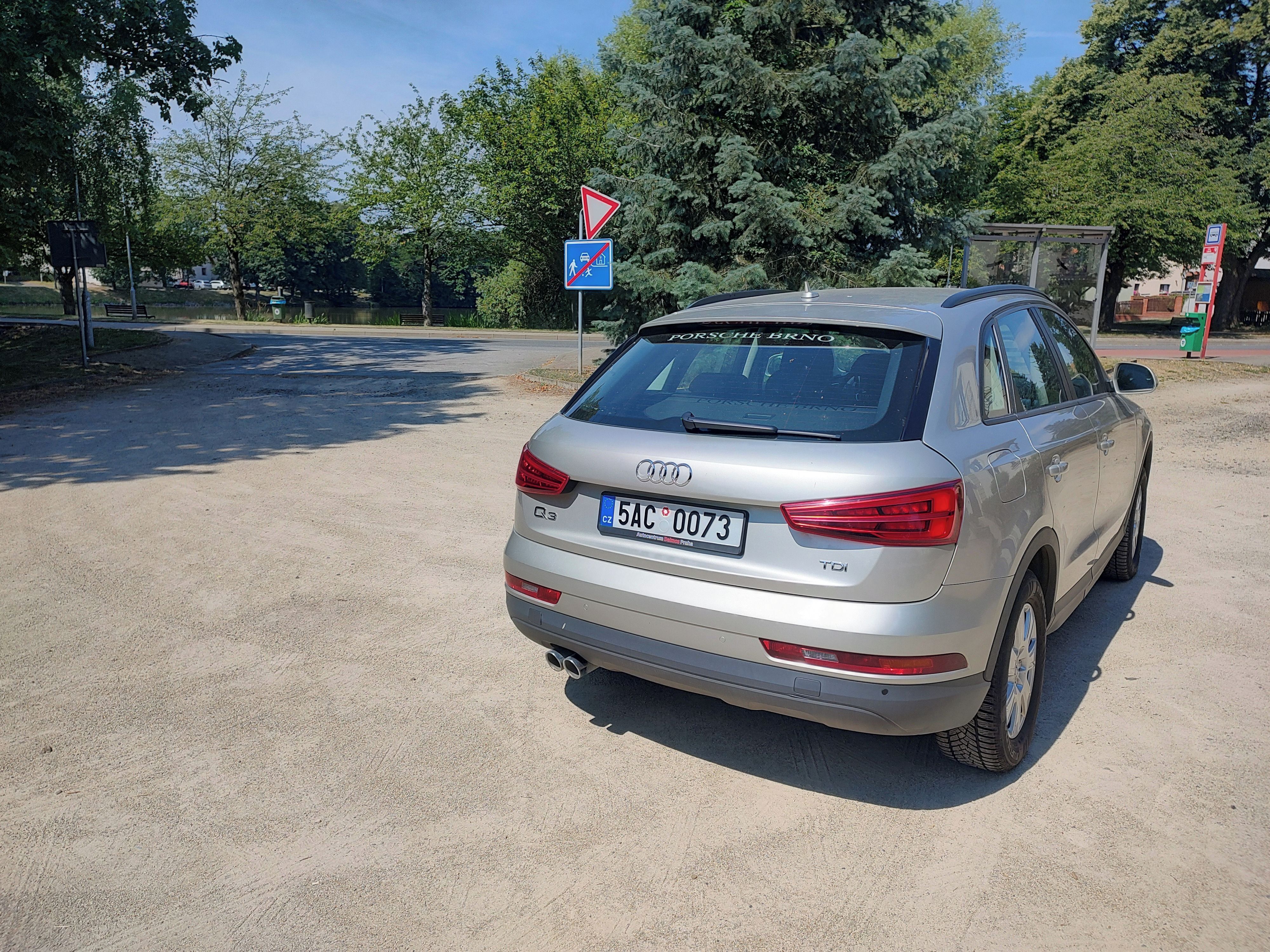 Audi Q3, 2.0tdi - fotka 4