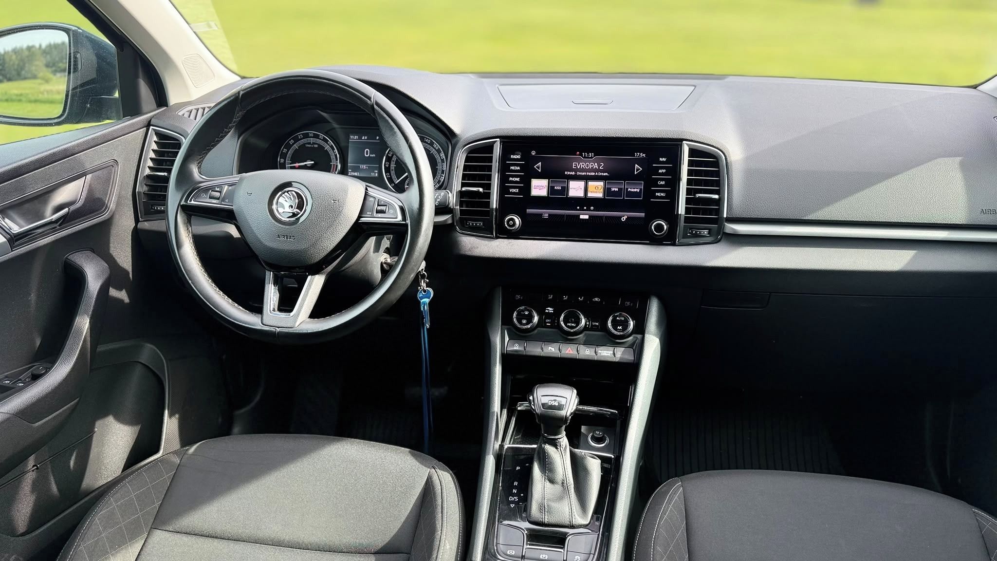 Škoda Karoq, Škoda Karoq SportLinne  DGS - fotka 6