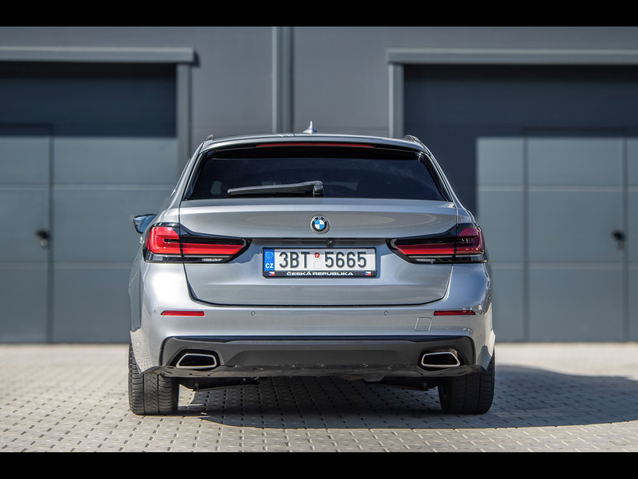BMW Řada 5, 530d LCI 210kW, 48V - fotka 6