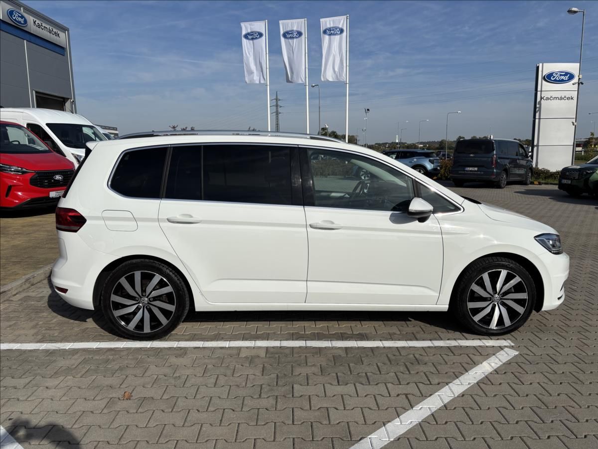 Volkswagen Touran, 1,5 TSi Maraton Edition 7.Míst - fotka 6