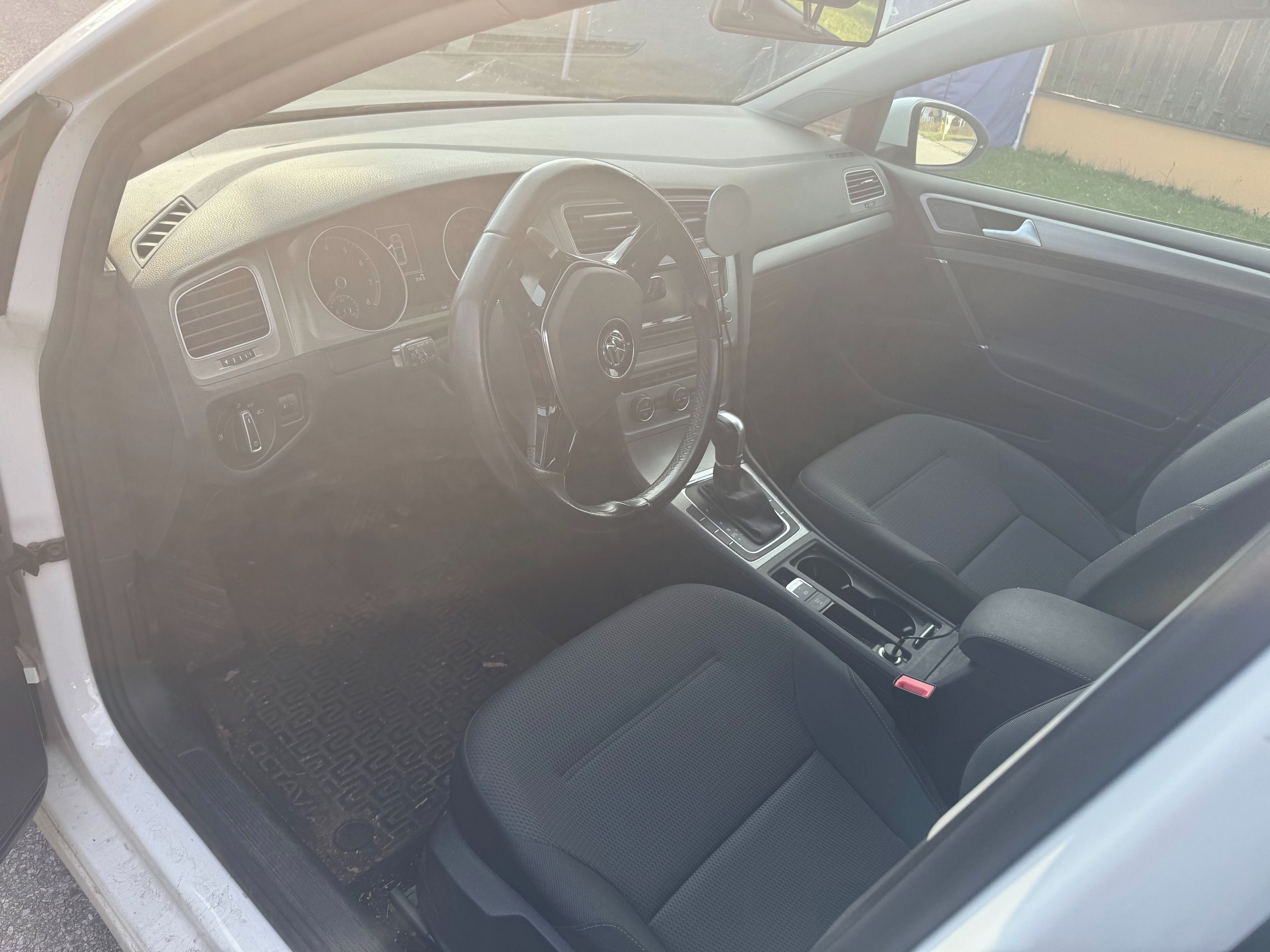 Volkswagen Golf, 1,2 TSI - fotka 6