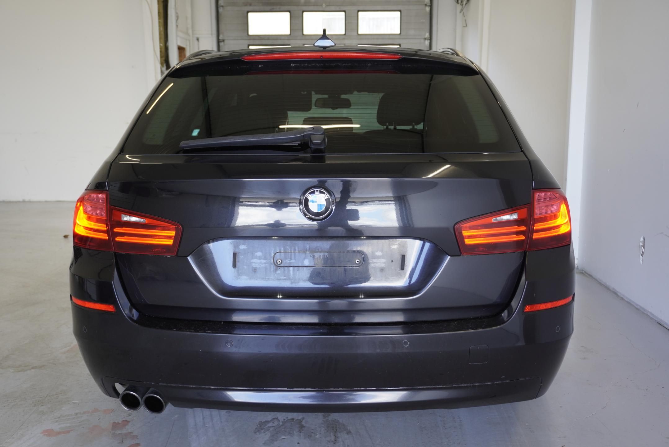 BMW Řada 5, 3,0 XDRIVE FACELIFT AUTOMAT - fotka 6