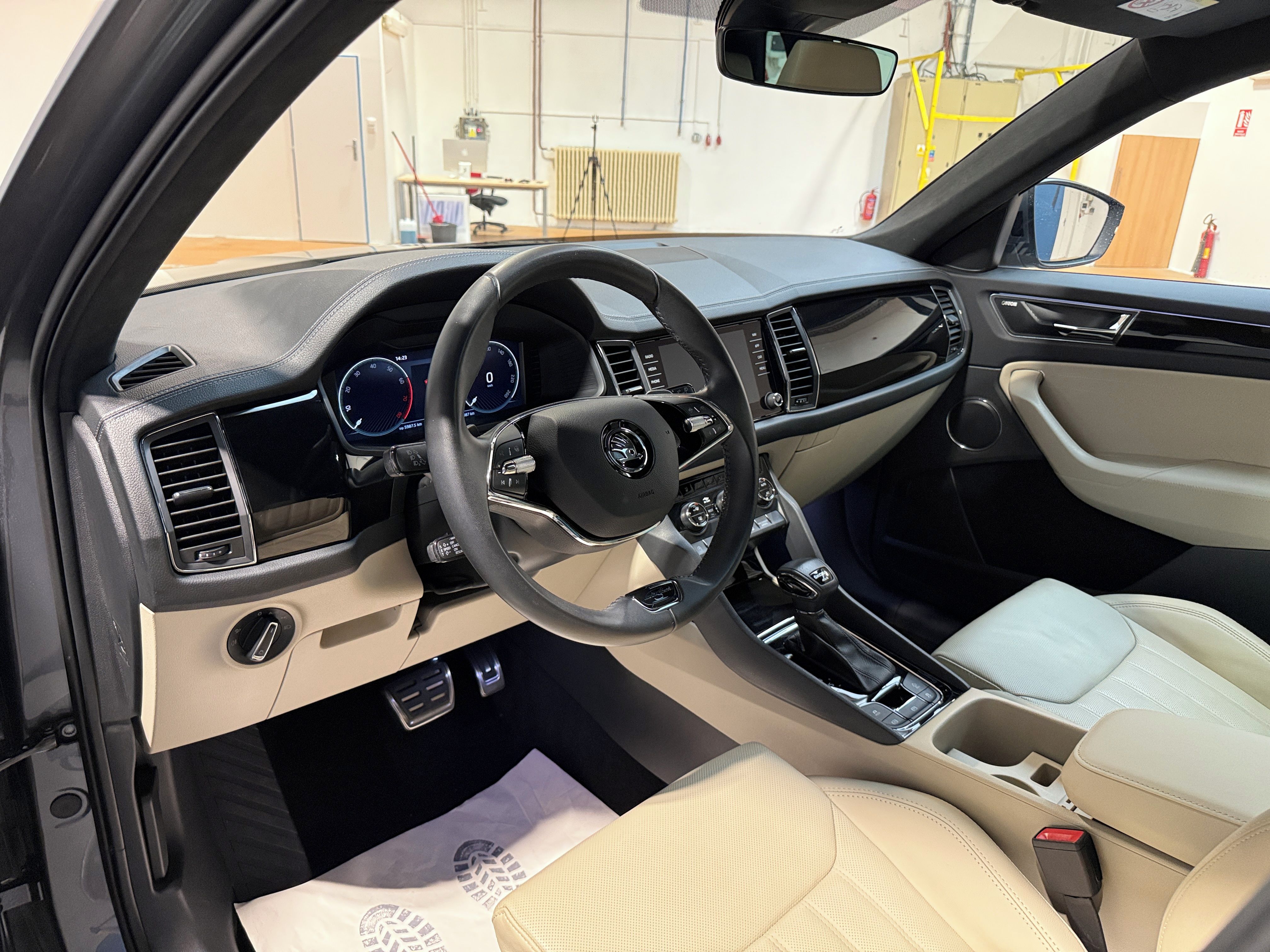 Škoda Kodiaq, 2.0 TSI 140 kW L&K 4x4 DSG - fotka 5