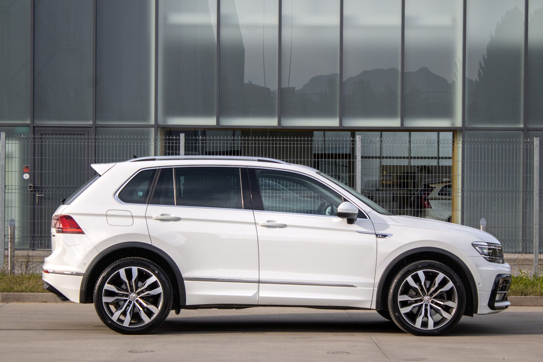 Volkswagen Tiguan - fotka 4