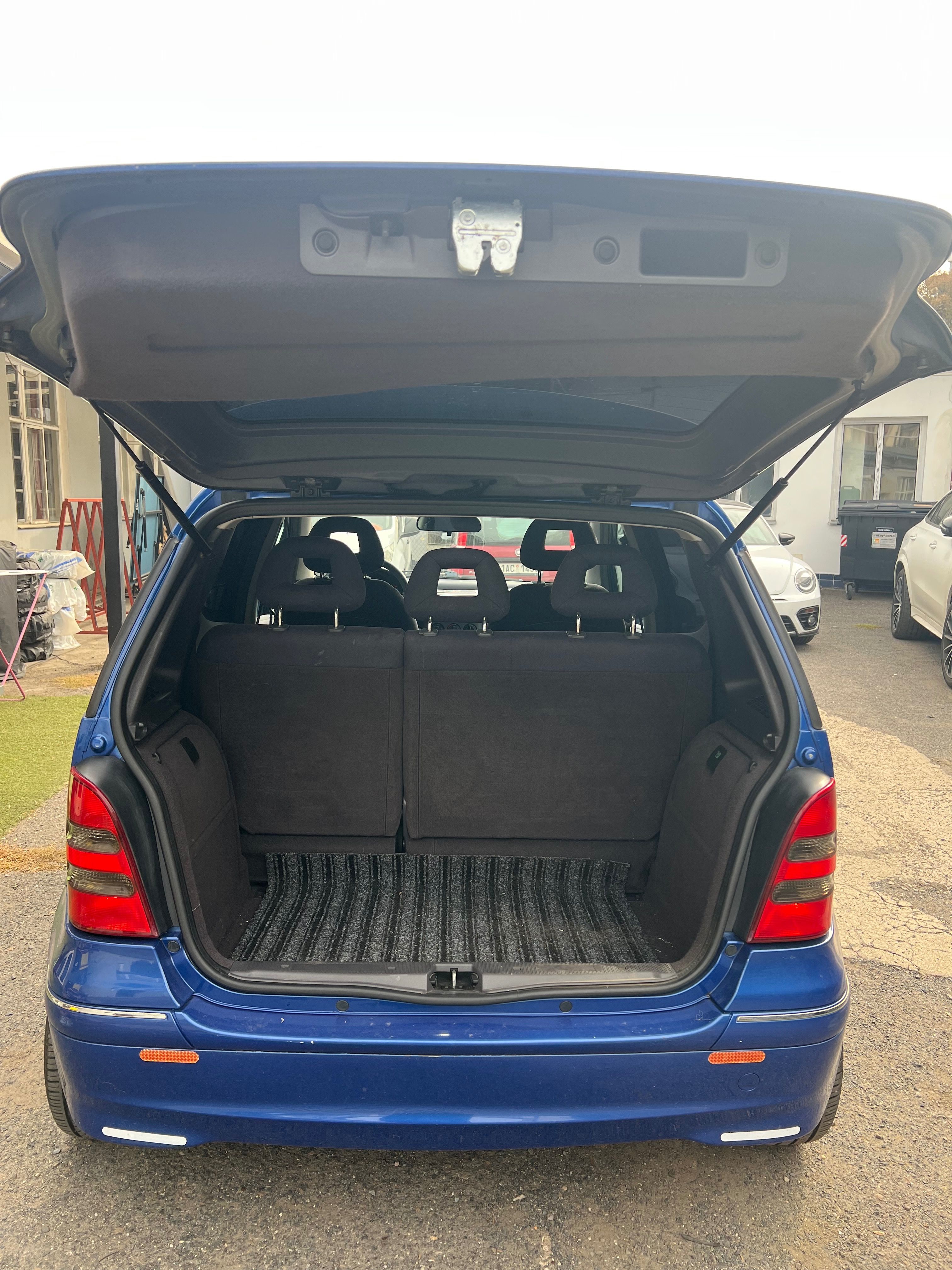 Mercedes-Benz Třídy A, A140 - fotka 4