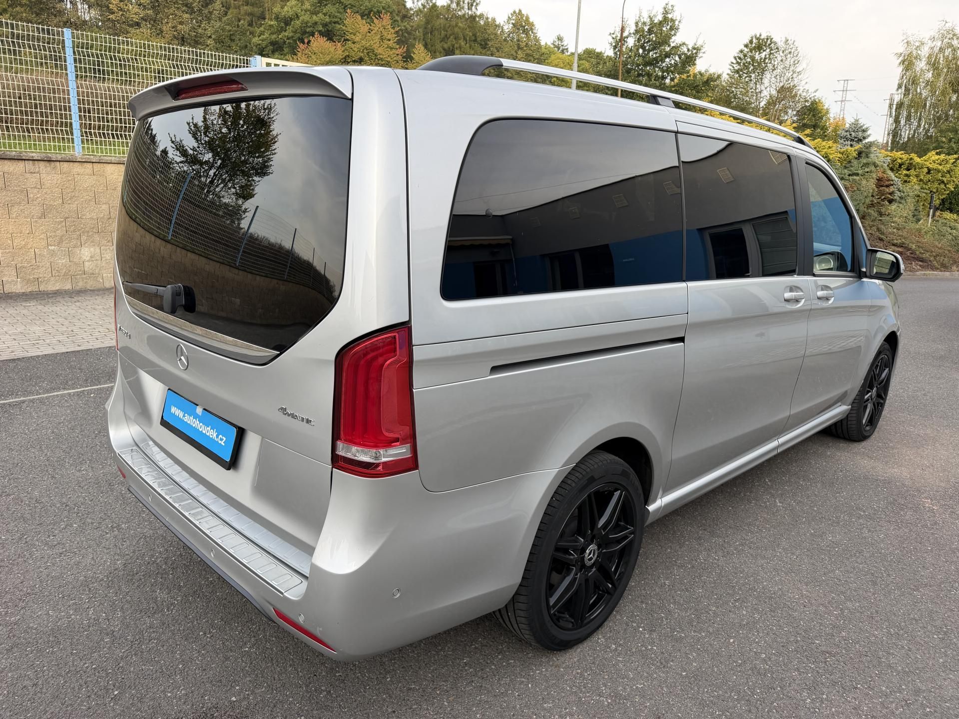 Mercedes-Benz Třídy V, 4MATIC AMG BURM.CZ 7míst závěs - fotka 5
