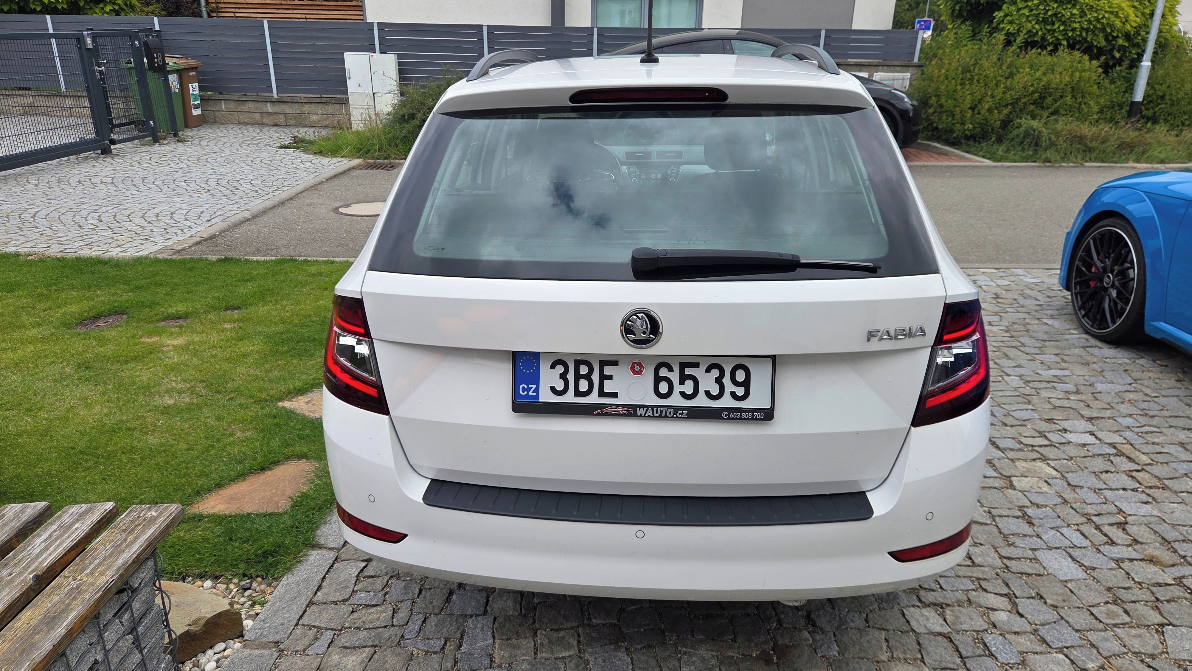 Škoda Fabia, kombi 1.0TSI, DSG - fotka 5