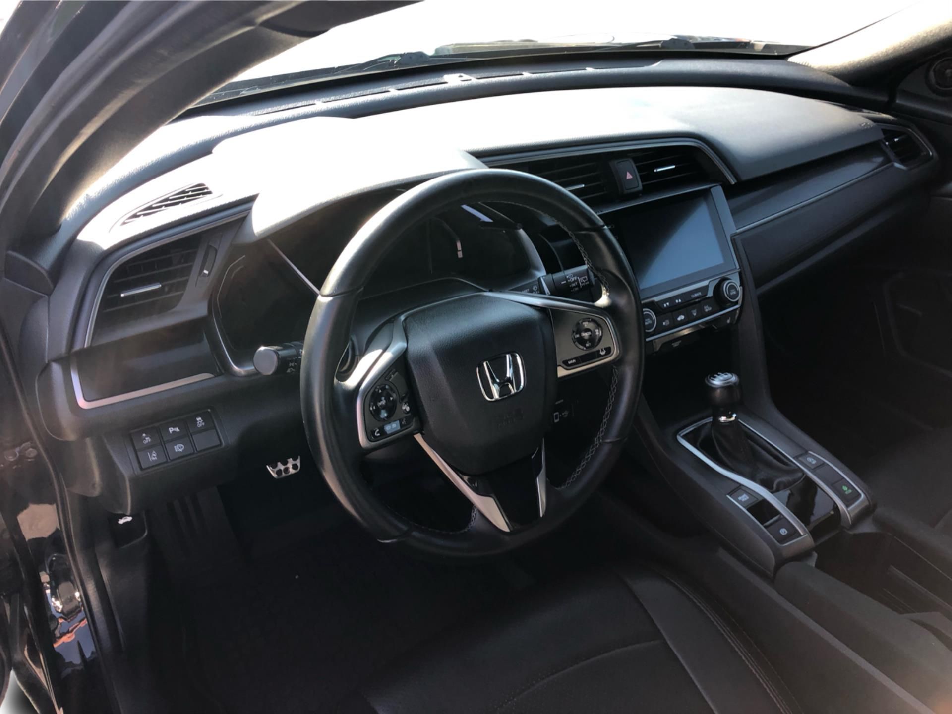 Honda Civic, 1.0 VTEC Elegance - fotka 5