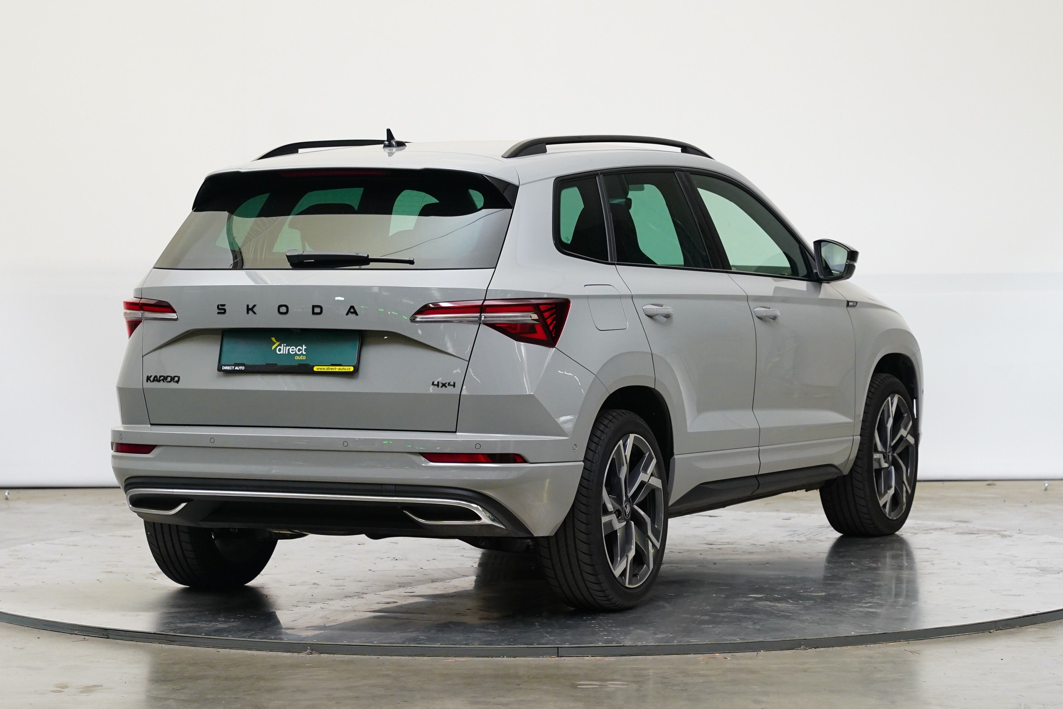 Škoda Karoq, 2.0 TDI 110 kW 4x4 Sportline - fotka 2