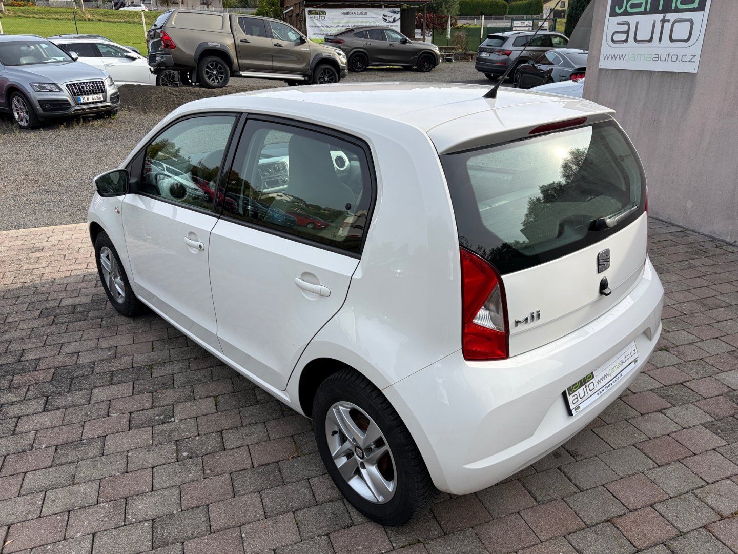 Seat Mii, 1,0MPI 44kW STYLE KLIMA 2.MAJI - fotka 5