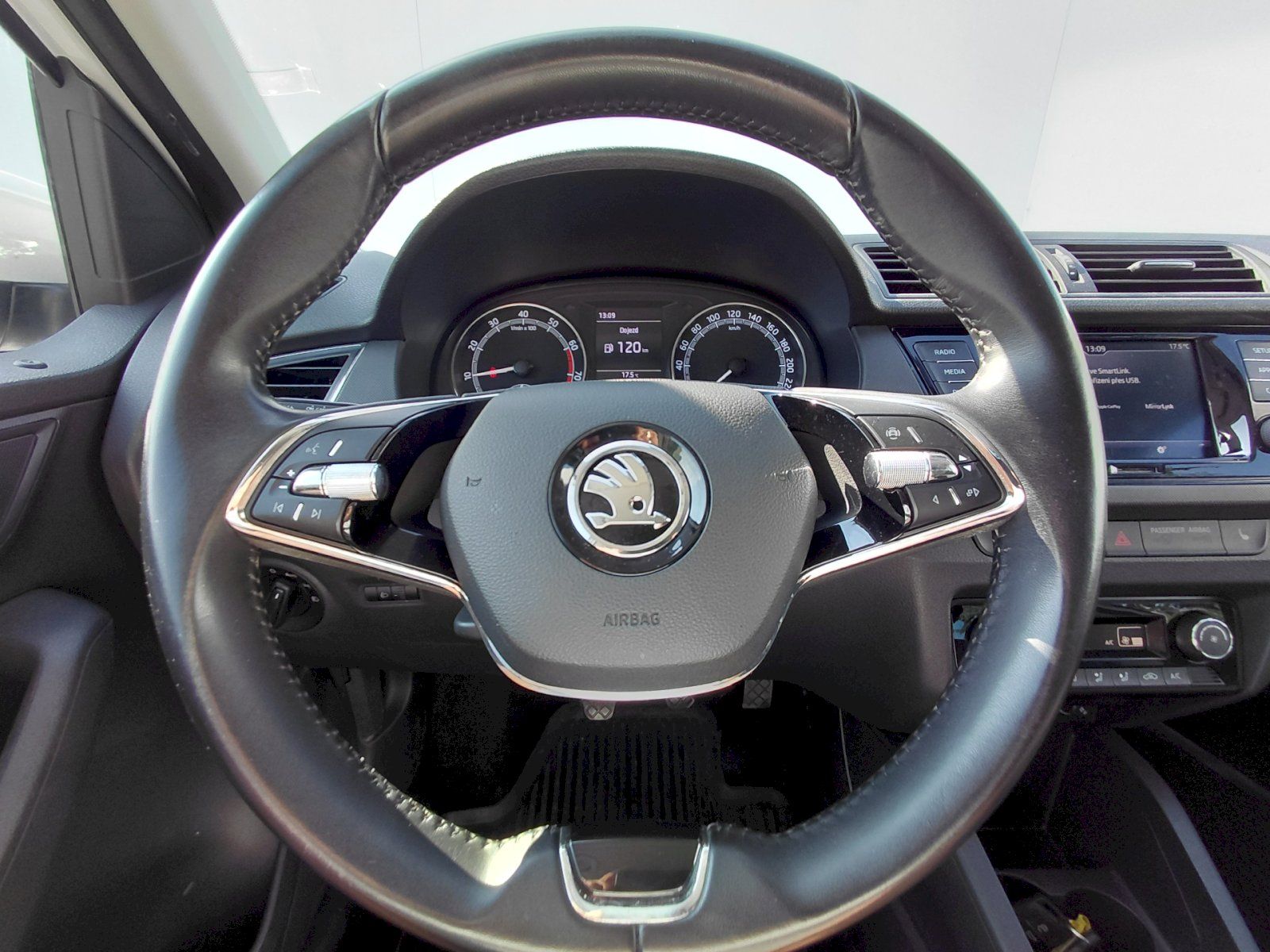 Škoda Fabia, 1.0 TSI 70kW Ambition Combi To - fotka 5