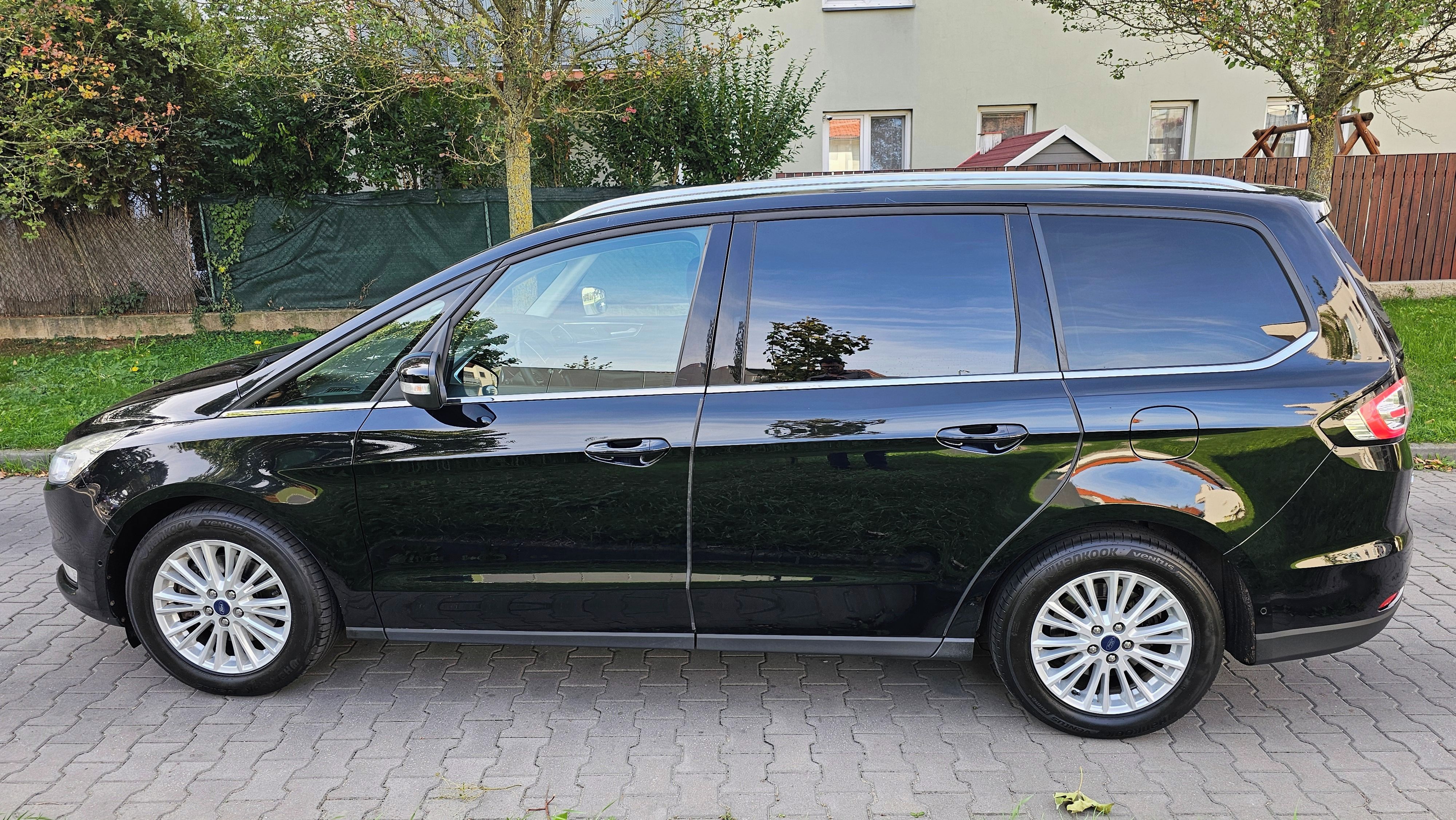 Ford Galaxy, 2.0 TDCi, 132 kW, 7 míst - fotka 2