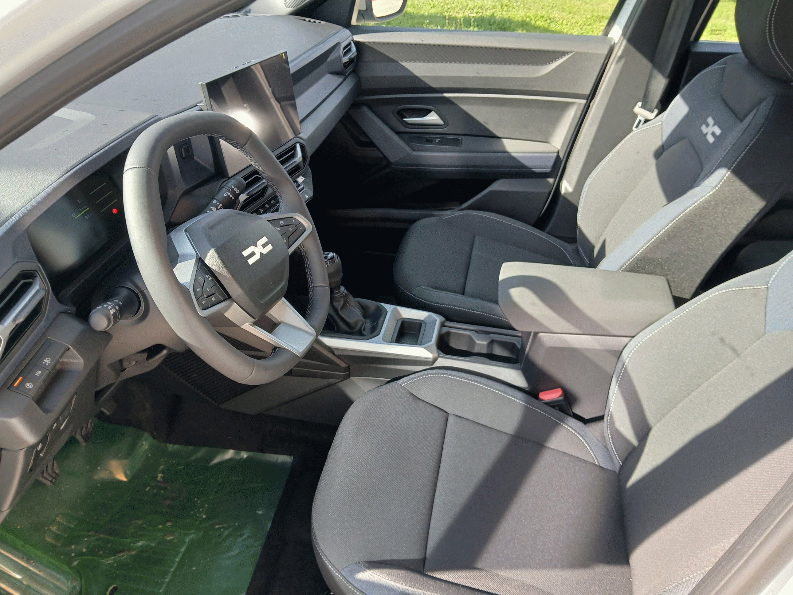 Dacia Bigster, expression hybrid-G 140 pobočk - fotka 6
