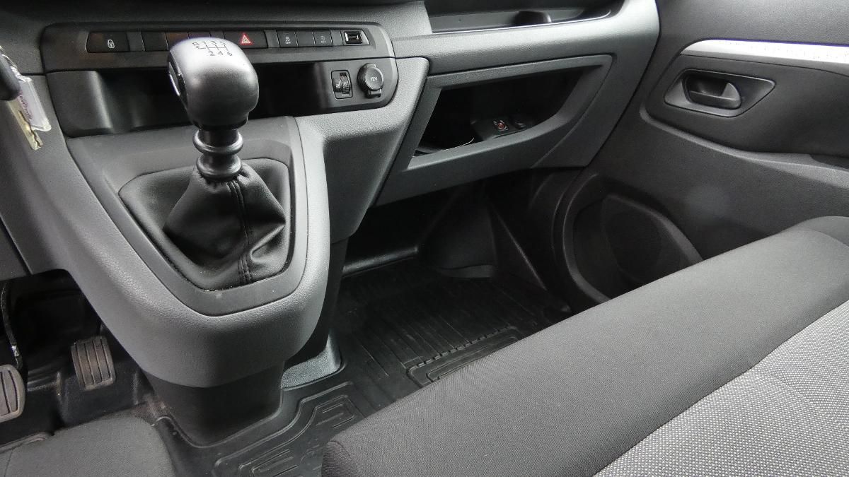 Toyota Proace, 2.0 D-4D 150k 1400kg L2 Crewca - fotka 6