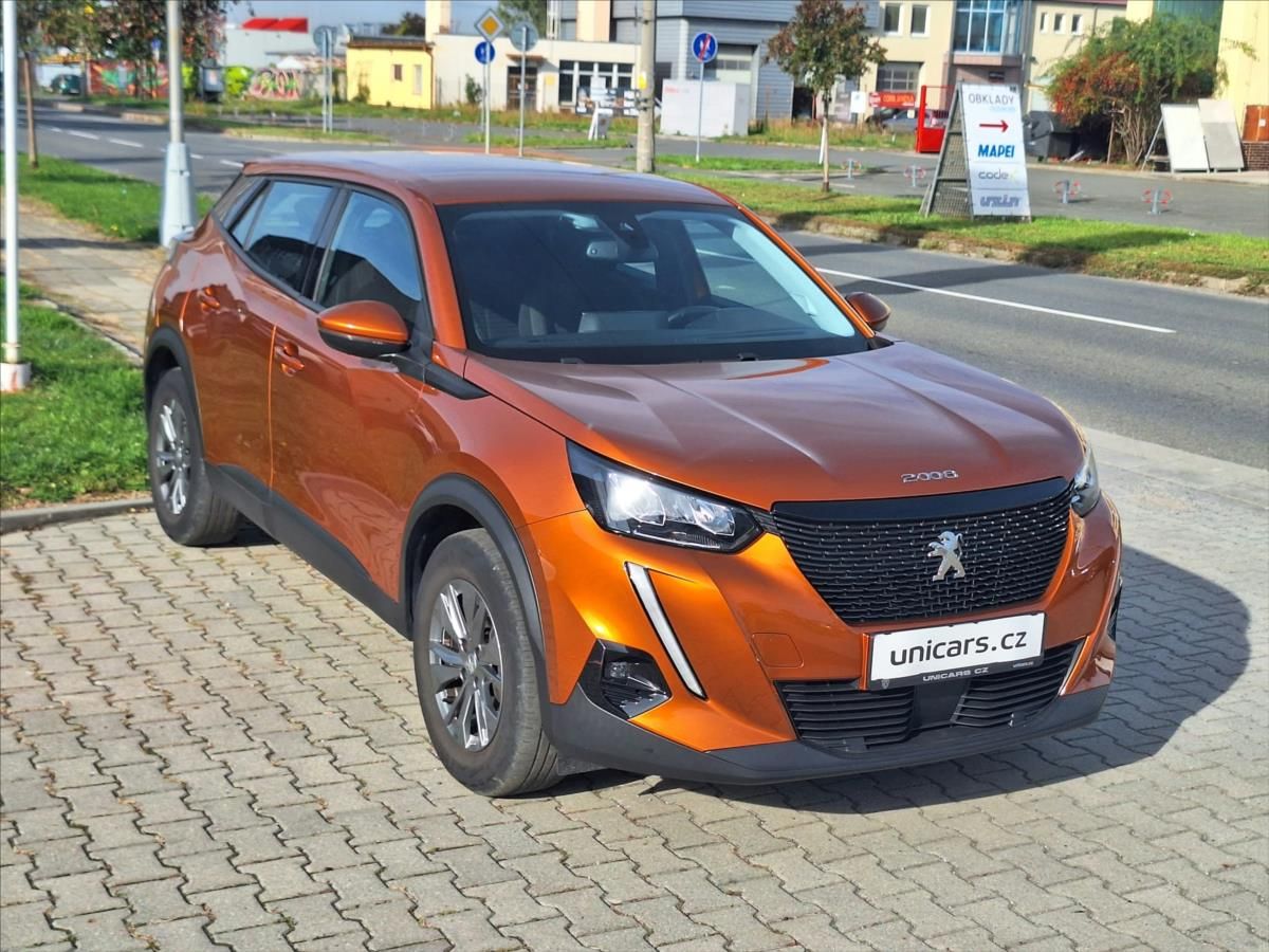 Peugeot 2008, 1,2 PureTech  Active ČR 1maj - fotka 3