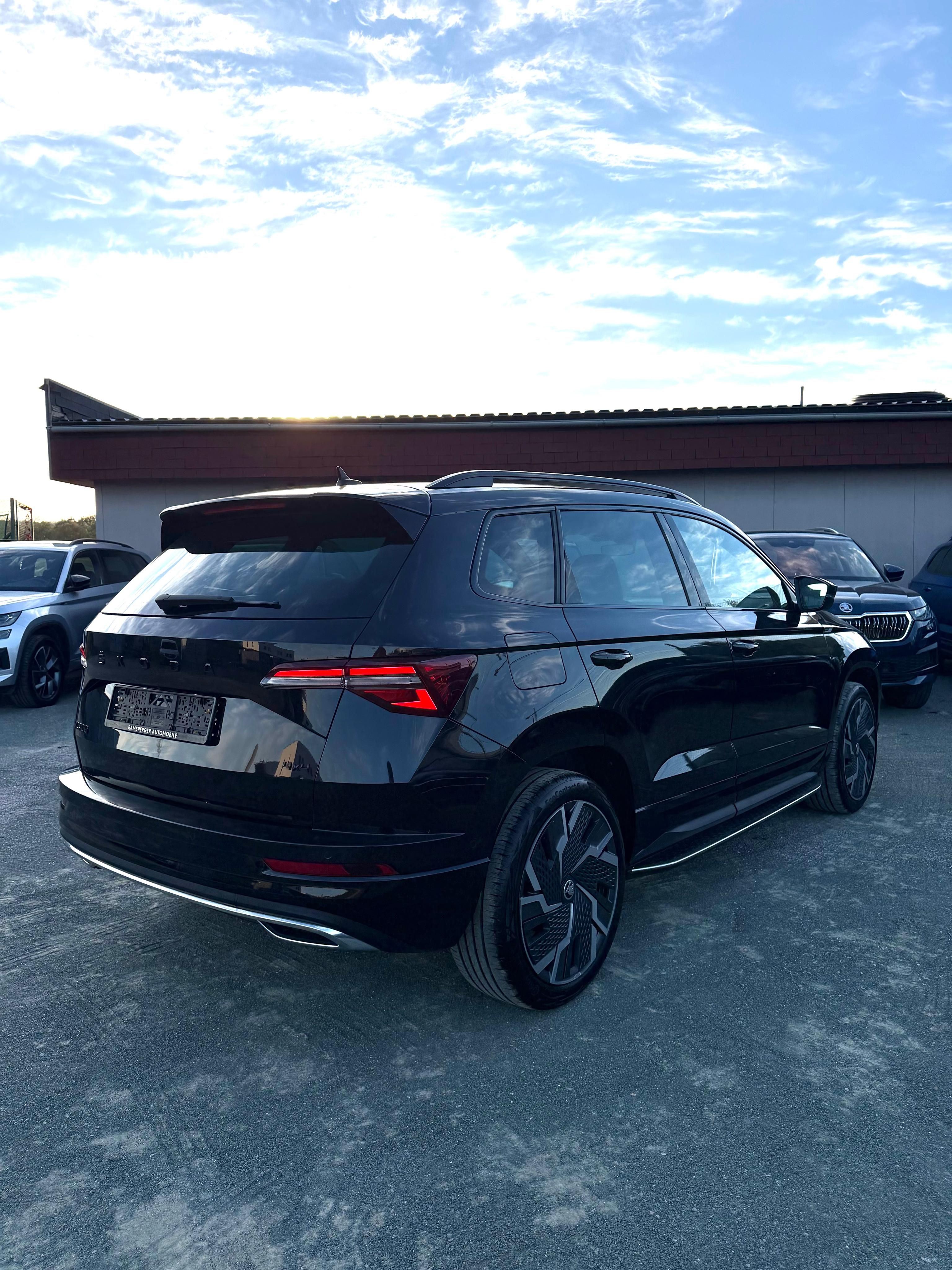 Škoda Karoq, Sport Line 2.0 TSI 4x4 360 DCC - fotka 5