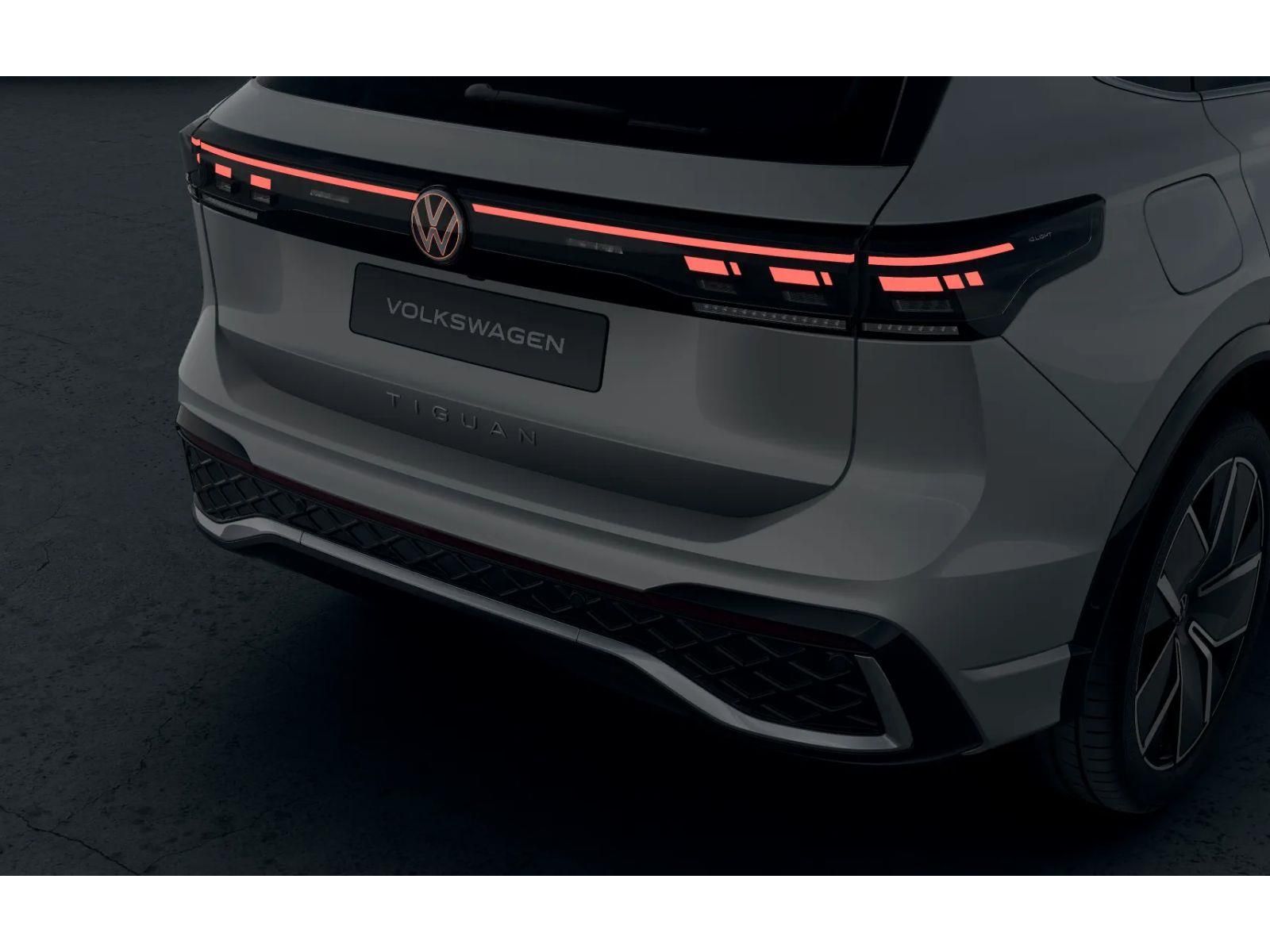 Volkswagen Tiguan, 1.5 eTSi / 110 kW R-Line - fotka 4