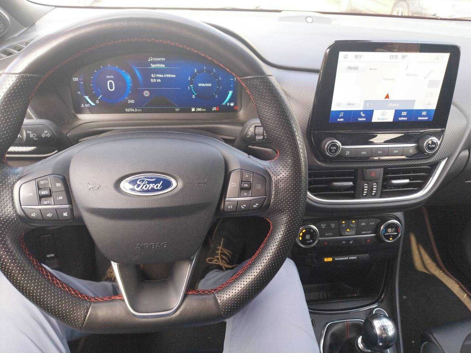 Ford Puma, 1.0 EcoBoost, ST-Line, ČR - fotka 3