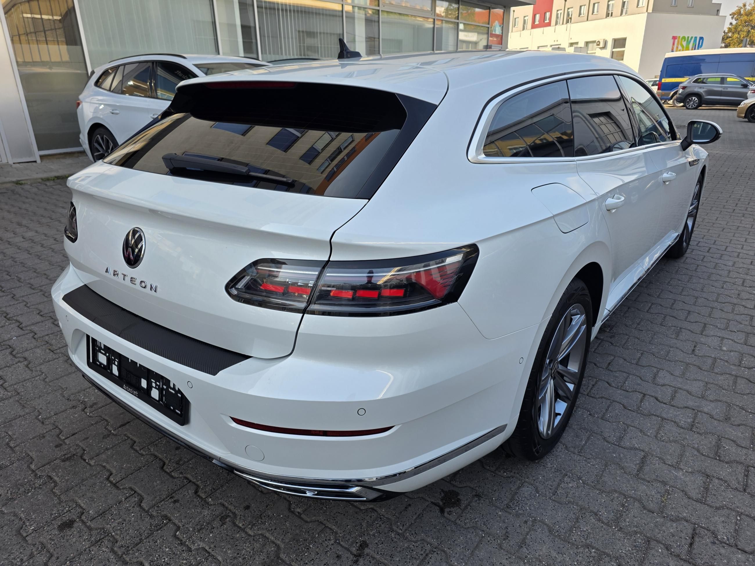 Volkswagen Arteon Shooting Brake, TSI 140kW DSG R-Line / Webasto - fotka 6