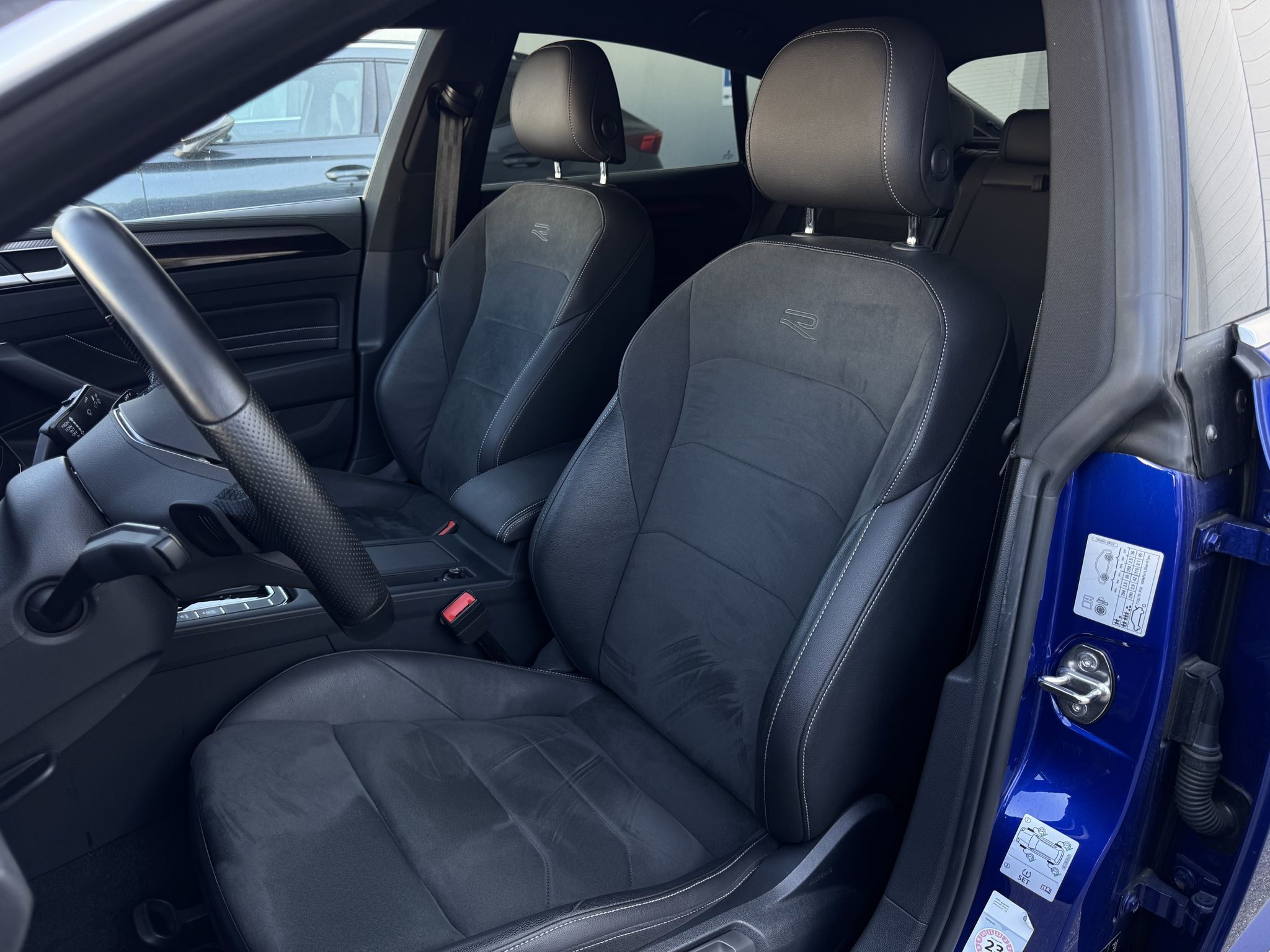 Volkswagen Arteon, 2.0TDI 147kW 4x4 R-Line DCC - fotka 4