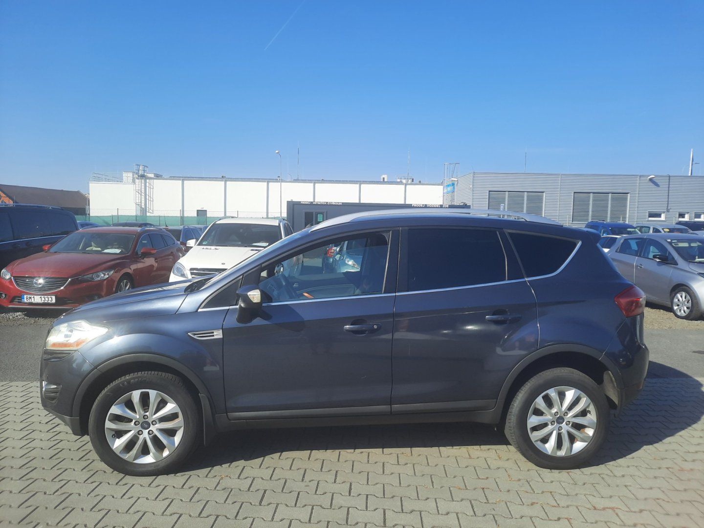 Ford Kuga, 2,0 TDCi* 4x4* VÝHŘEV* KLIMA * - fotka 5