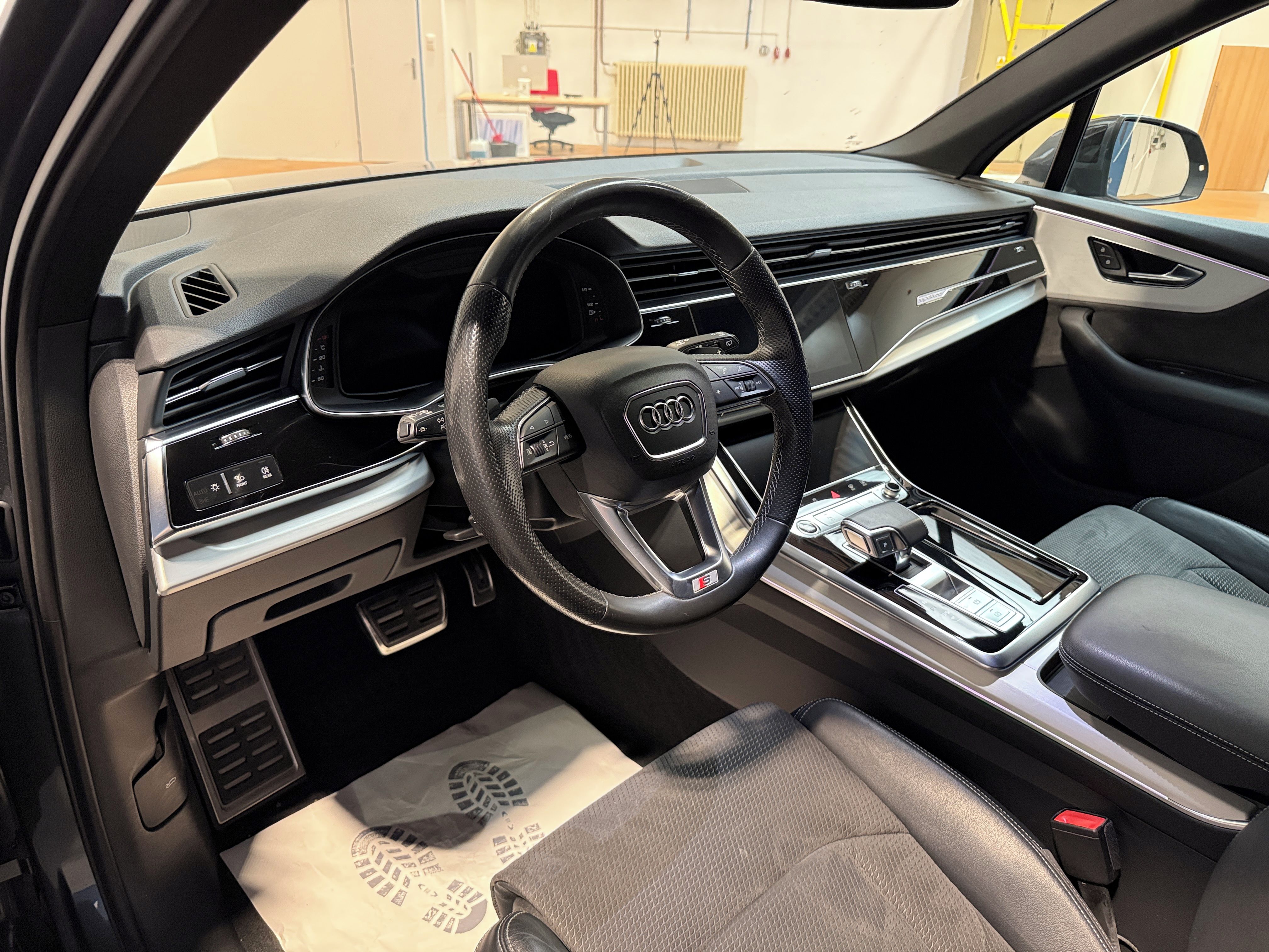 Audi Q7, 3.0 50 TDI quattro tiptronic S - fotka 5