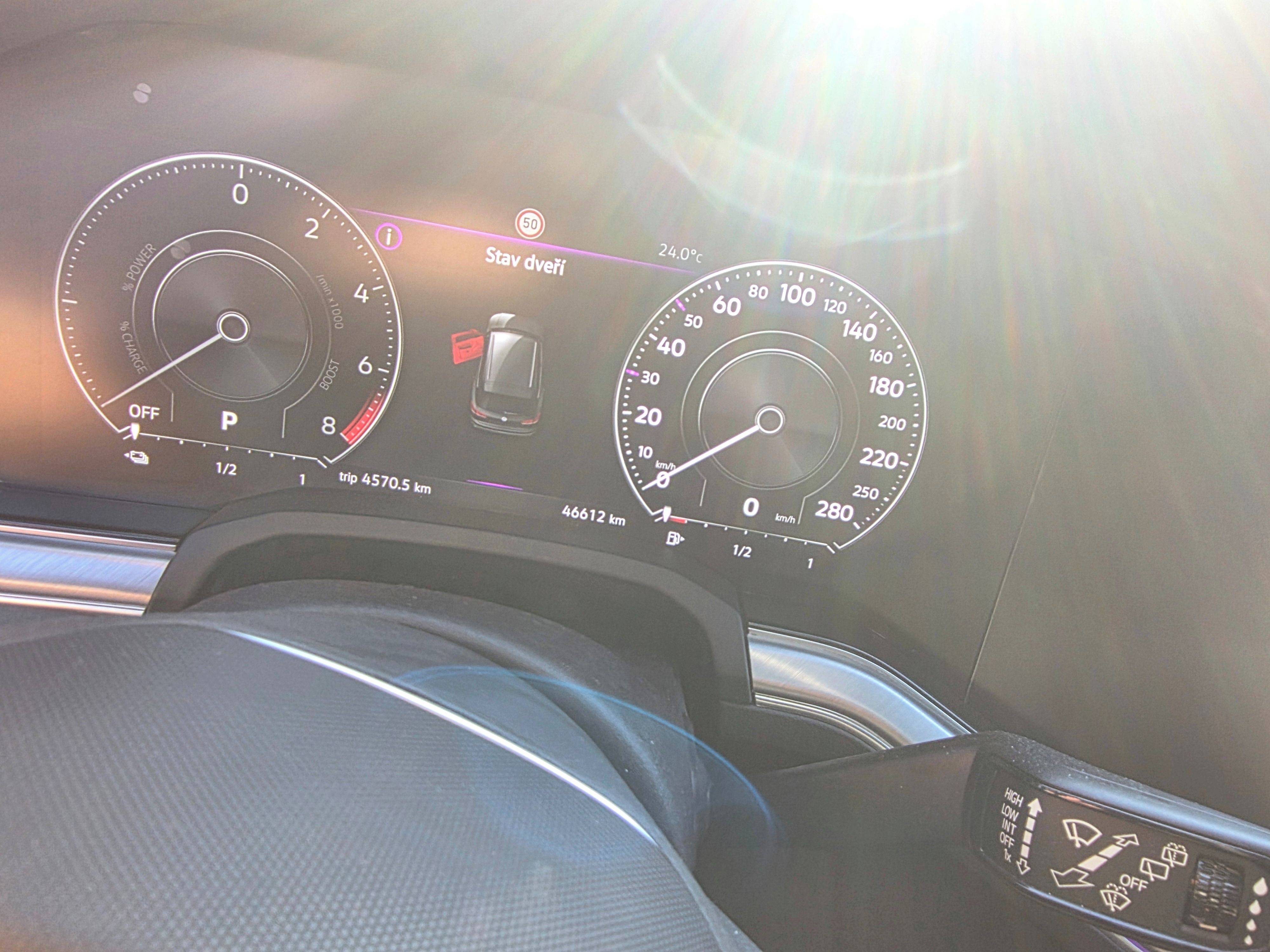 Volkswagen Touareg, Elegannce 3.0 V6 - Zaruka - fotka 4