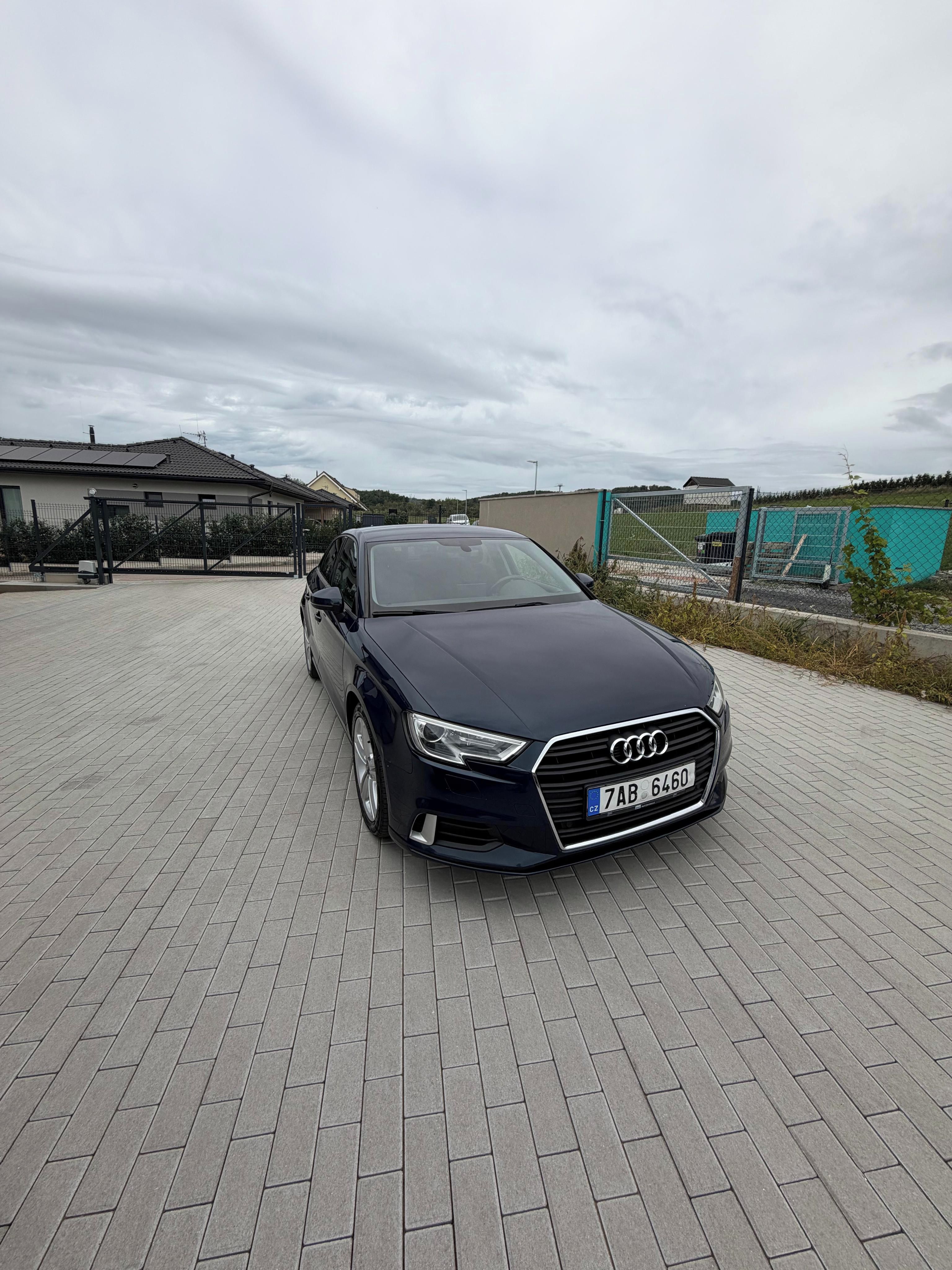Audi A3, 1.6 TDI 85 kW - fotka 4