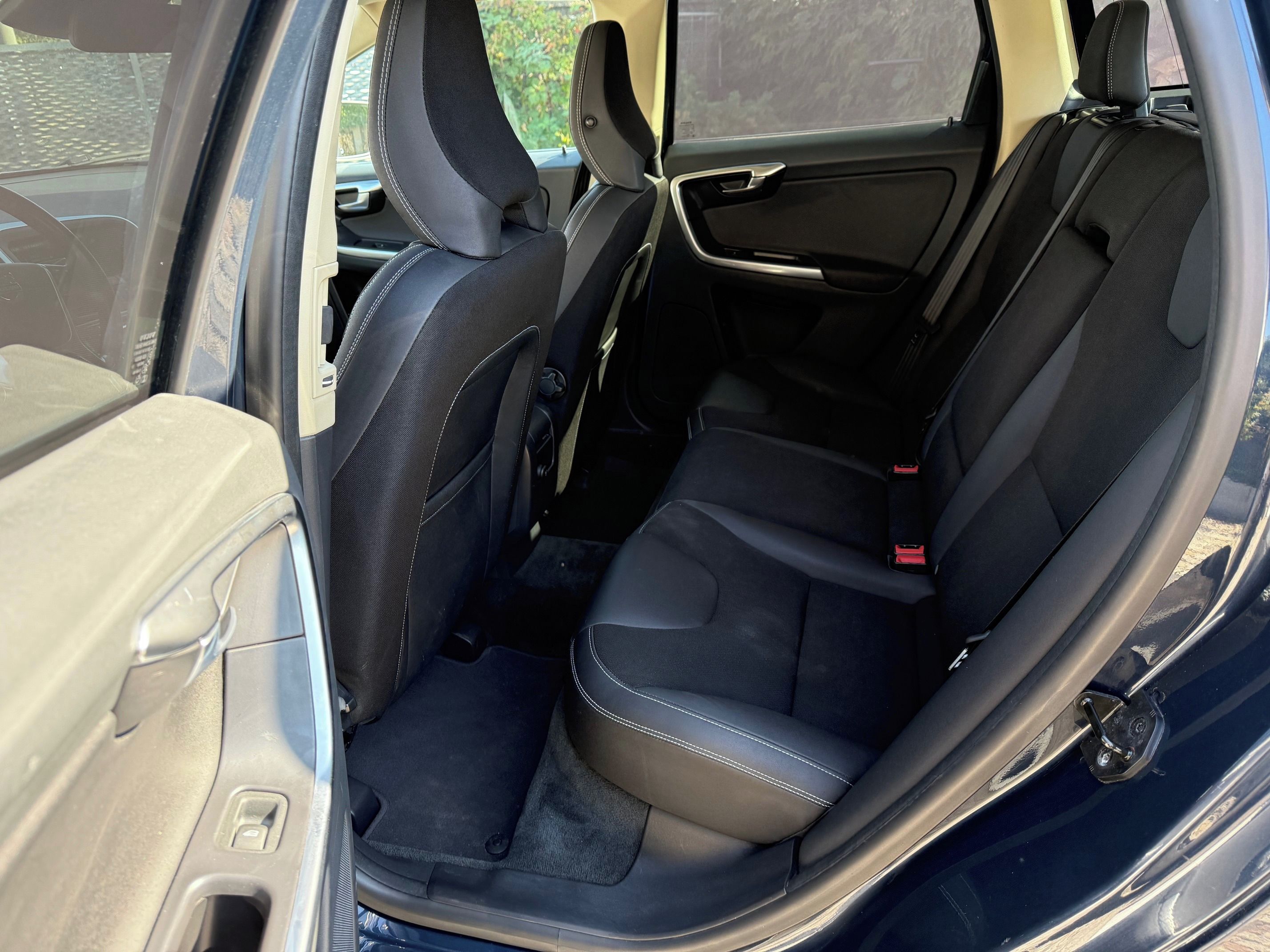 Volvo XC60, D5, AWD, 169Kw, Polestar - fotka 6