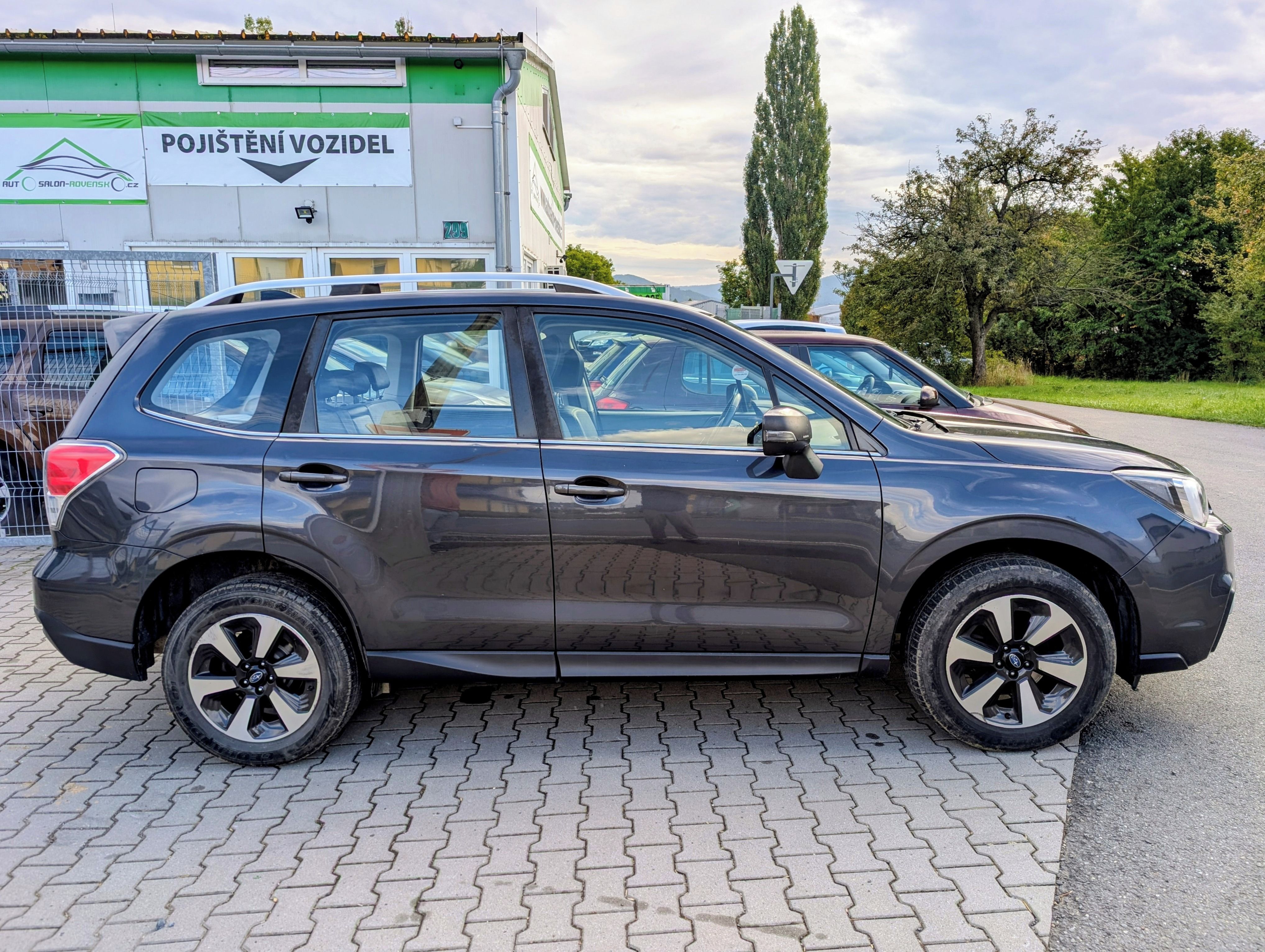Subaru Forester, 2.0i 110kW 2019 120TKM 4X4 - fotka 5