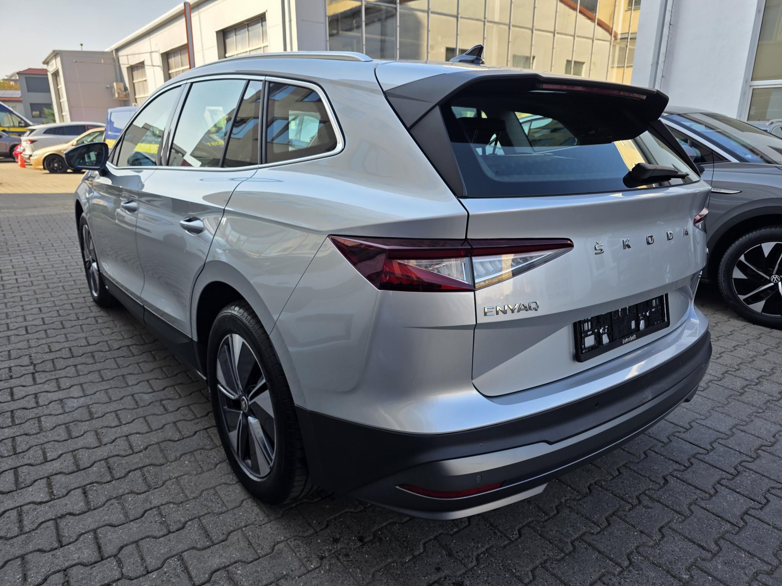 Škoda Enyaq iV, iV 80 150kW / Tažné - fotka 4