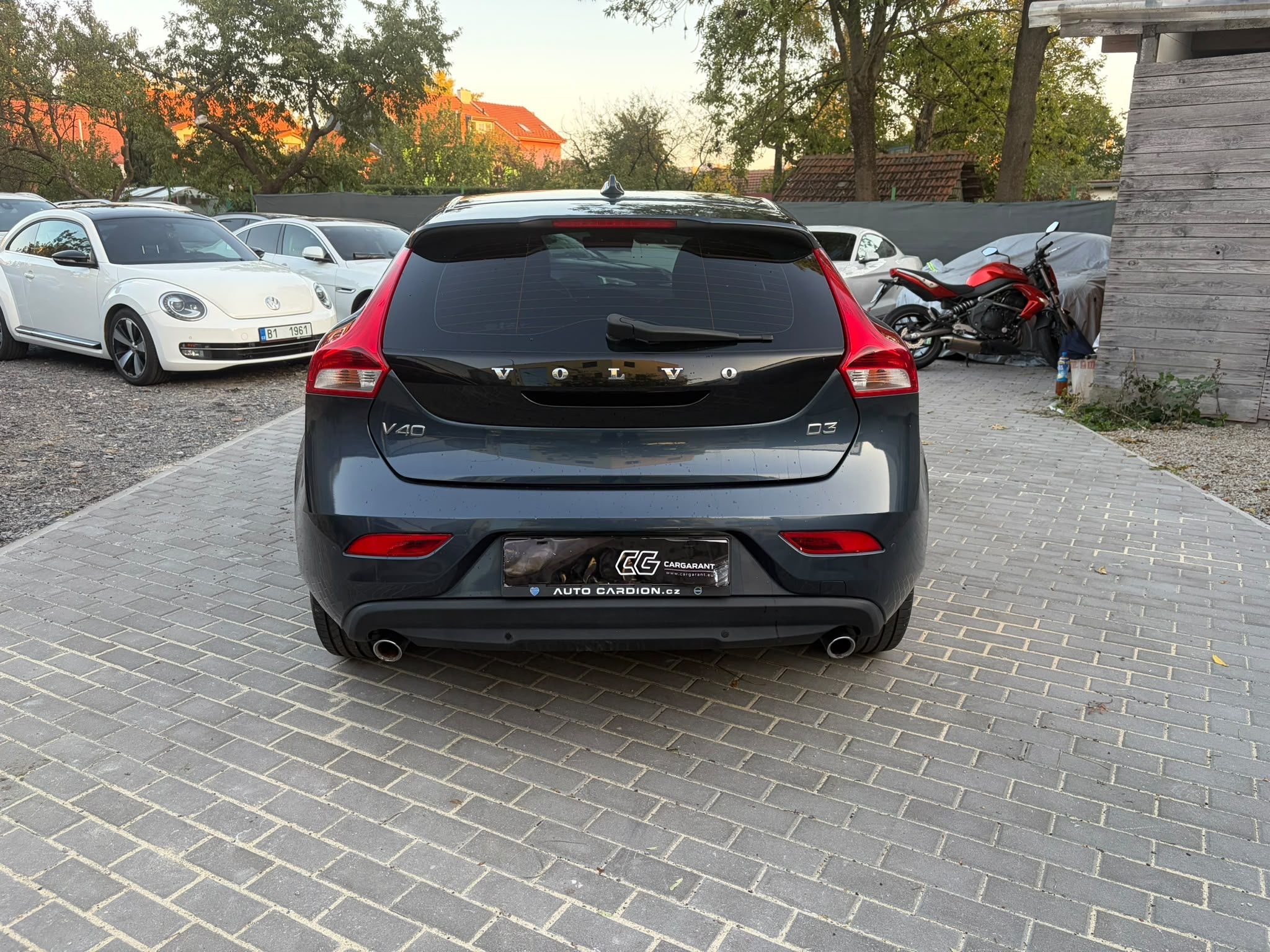Volvo V40, 2.0D D3,110KW,FACELIFT,LED,NAV - fotka 4