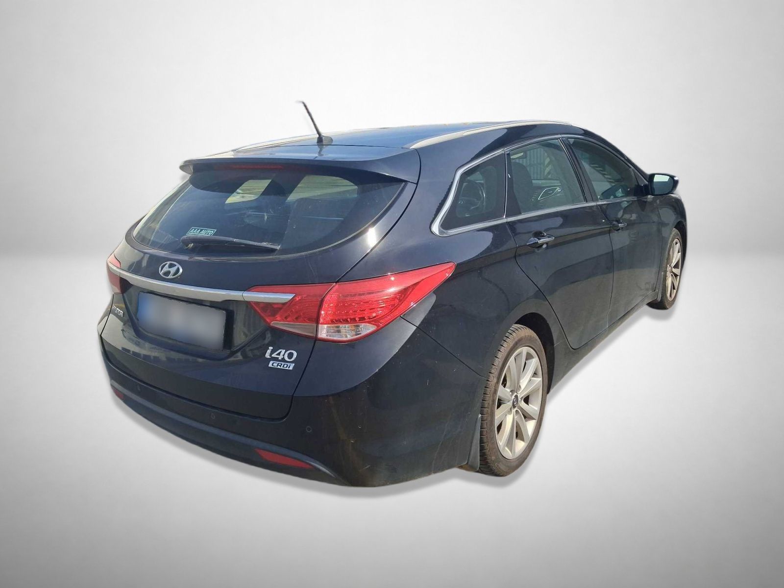 Hyundai i40, 1.7 CRDi, Automatická klima - fotka 2