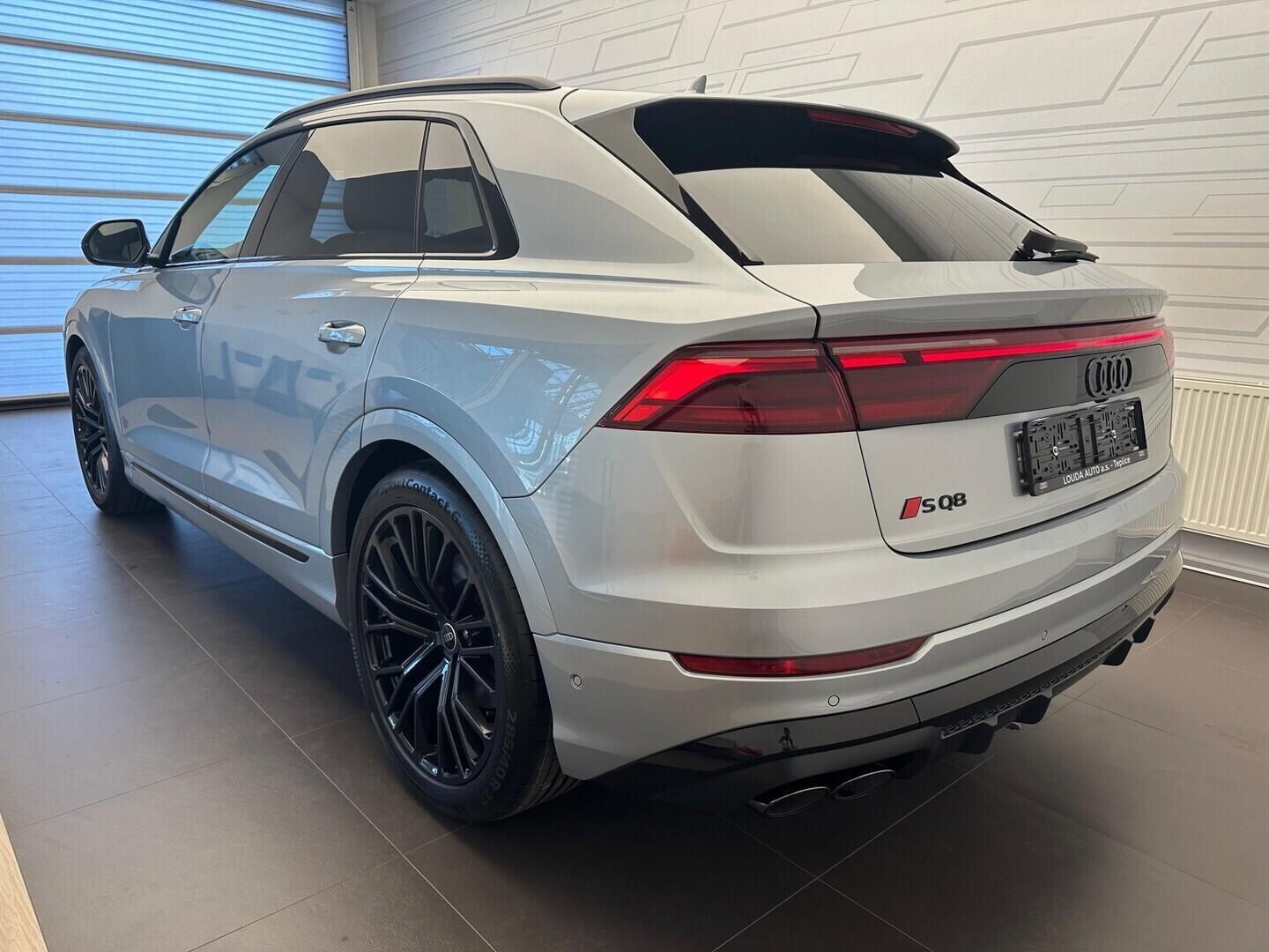Audi Q8, S SUV V8 TFSI quattro 373 kW - fotka 5