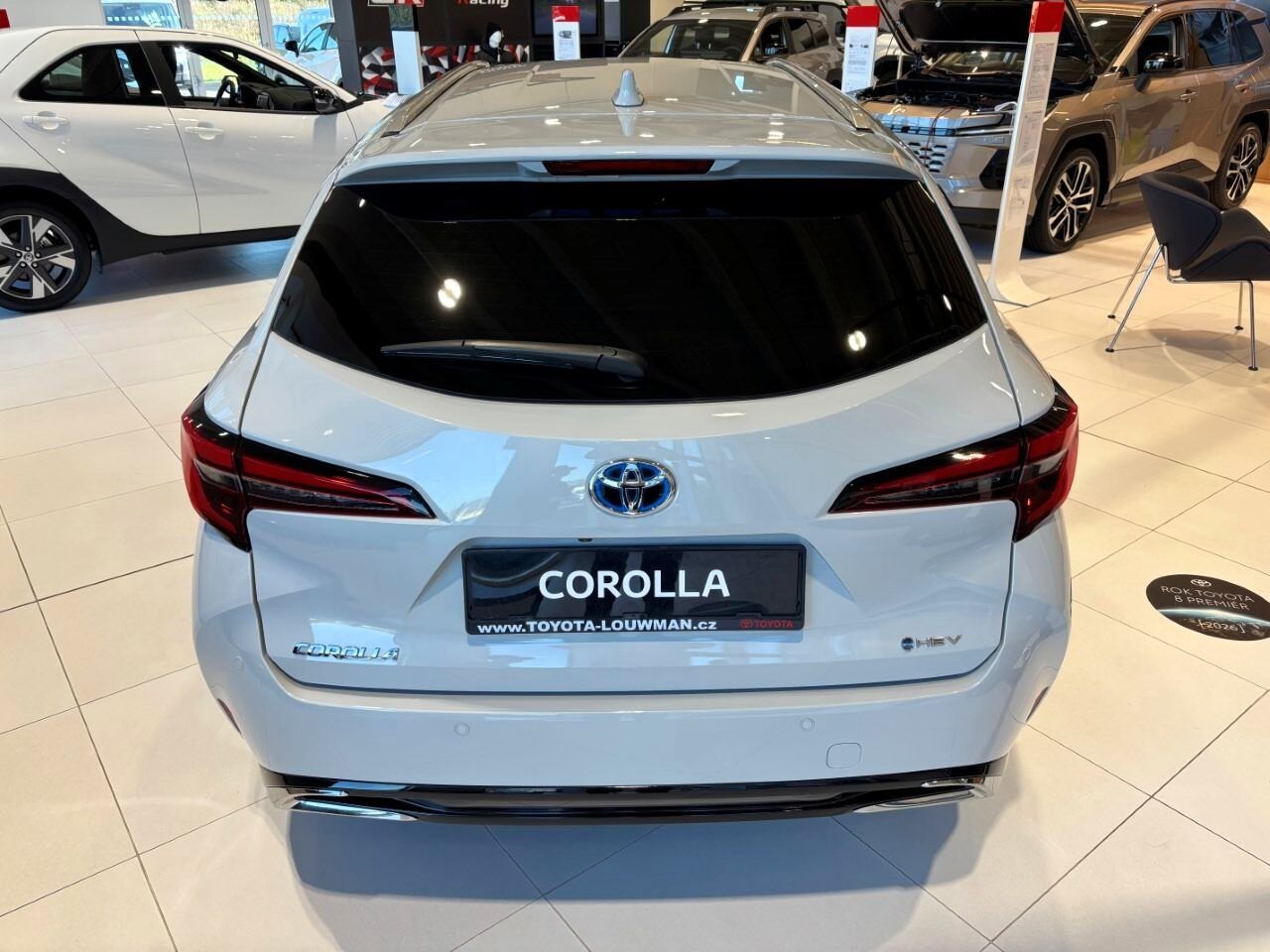 Toyota Corolla, 1,8 TS Style HEV - fotka 6