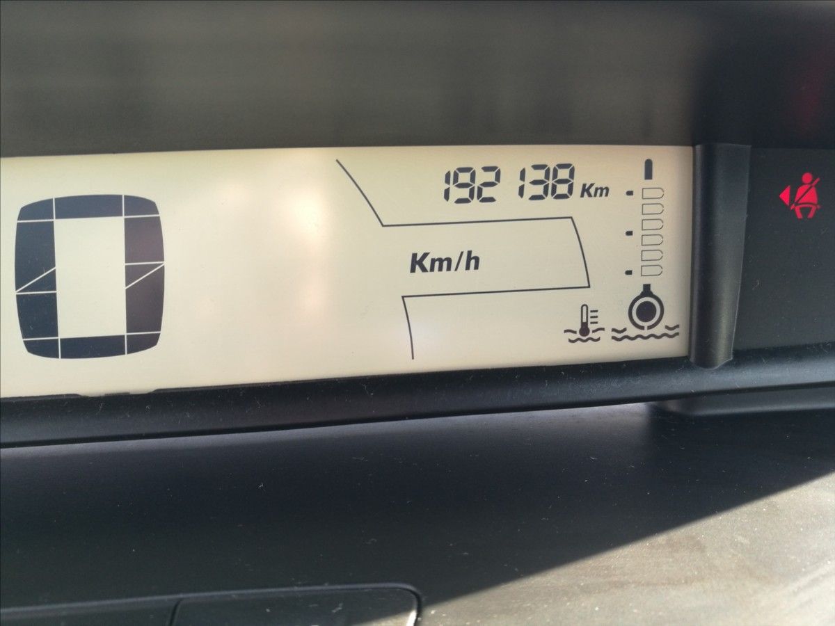 Citroën C4, 1,6 HDi - fotka 6
