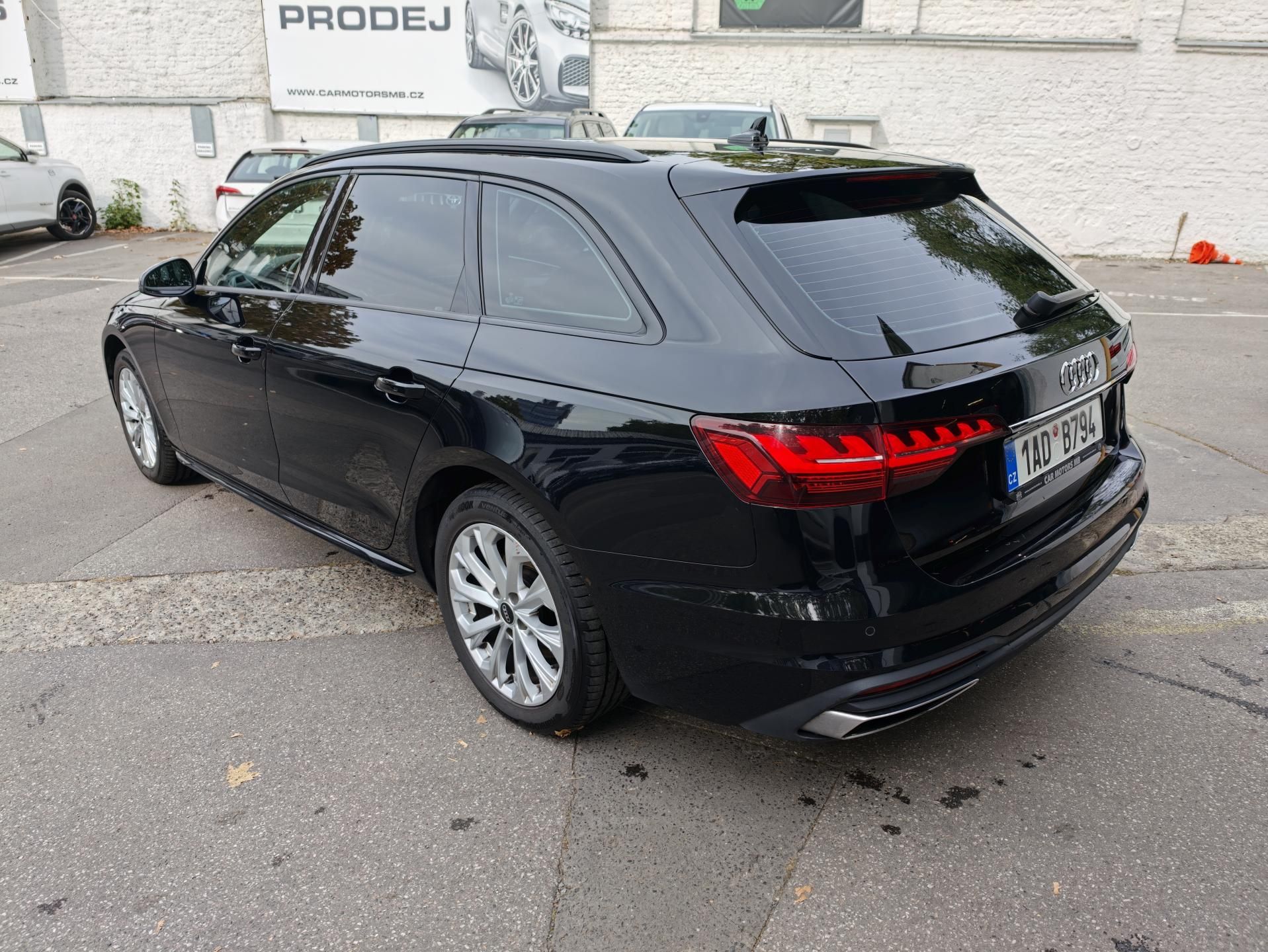 Audi A4 Avant, 40 TDI quattro - fotka 6