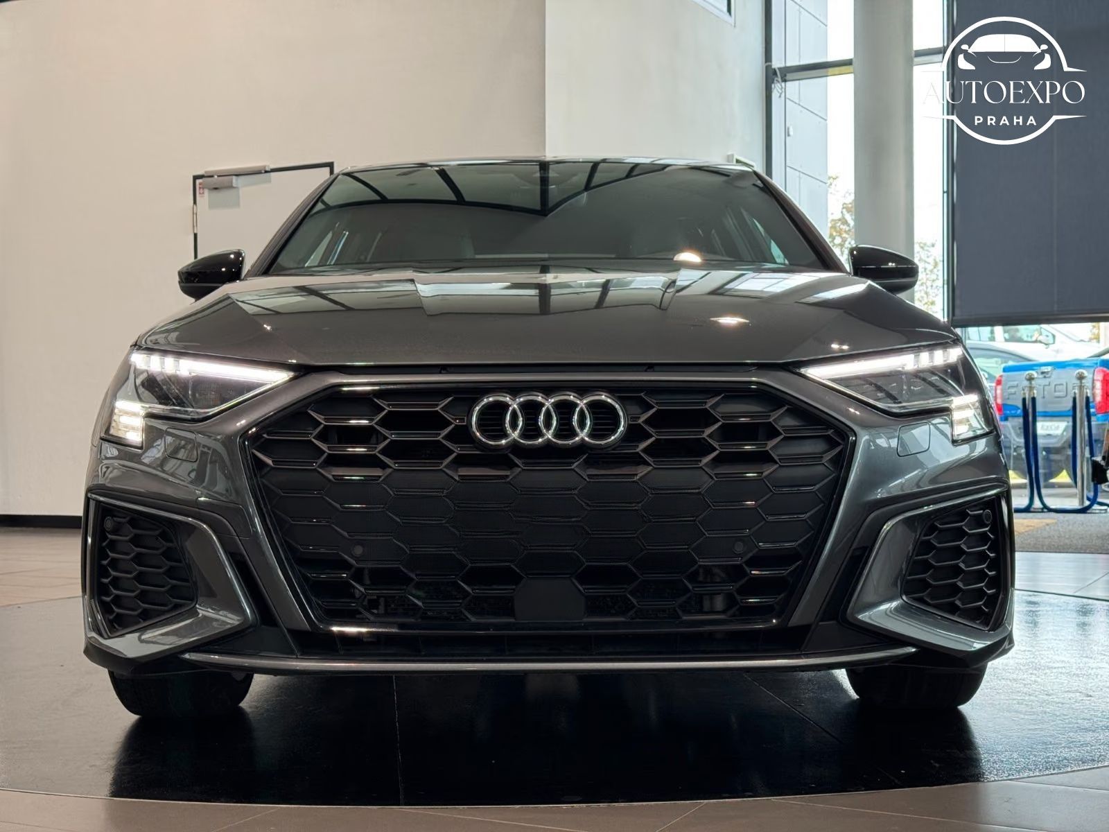Audi A3, 45 TFSIe S-line+ Matrix* - fotka 6