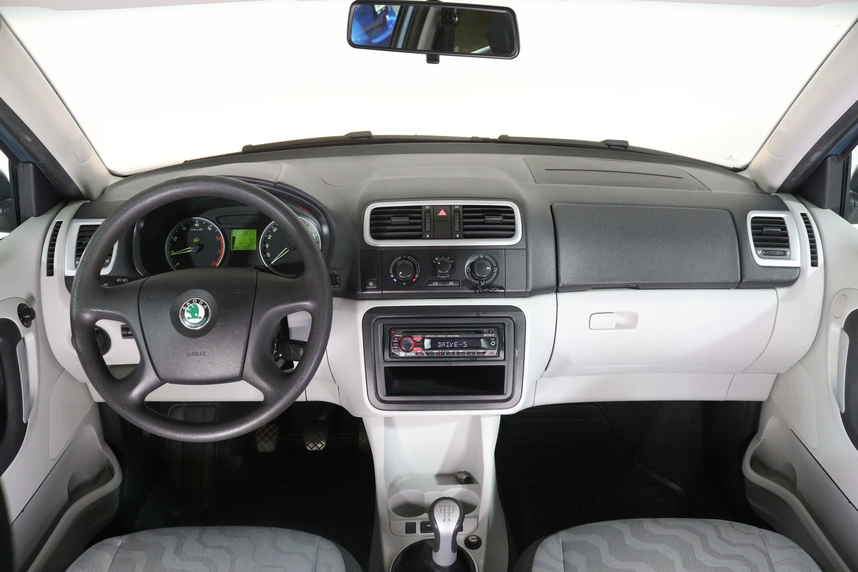 Škoda Fabia, AMBITION 1,4 MPI 63kW - fotka 5