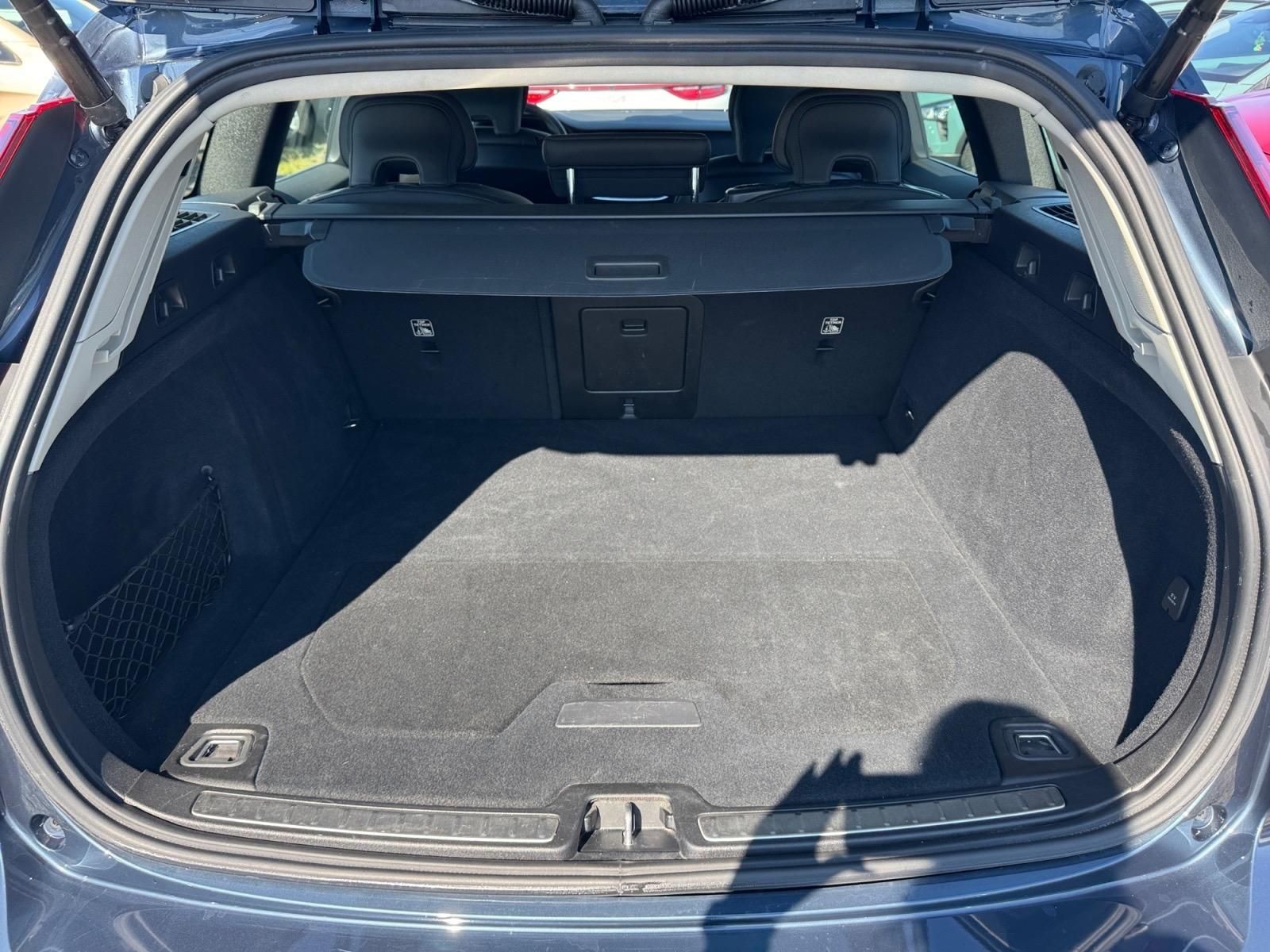 Volvo V60, PLUS DARK B4 145kW TAŽNÉ CZ - fotka 6