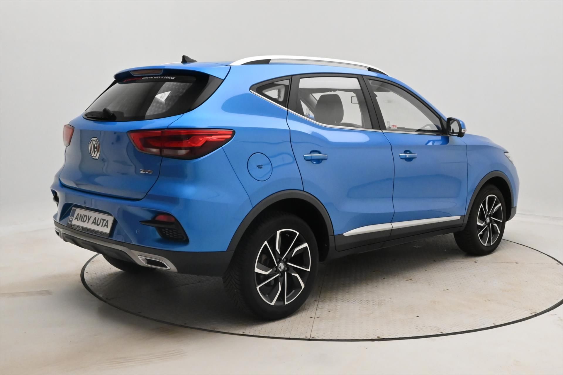 MG ZS, 1,0 TGI 82 kW Elegance Záruka - fotka 5