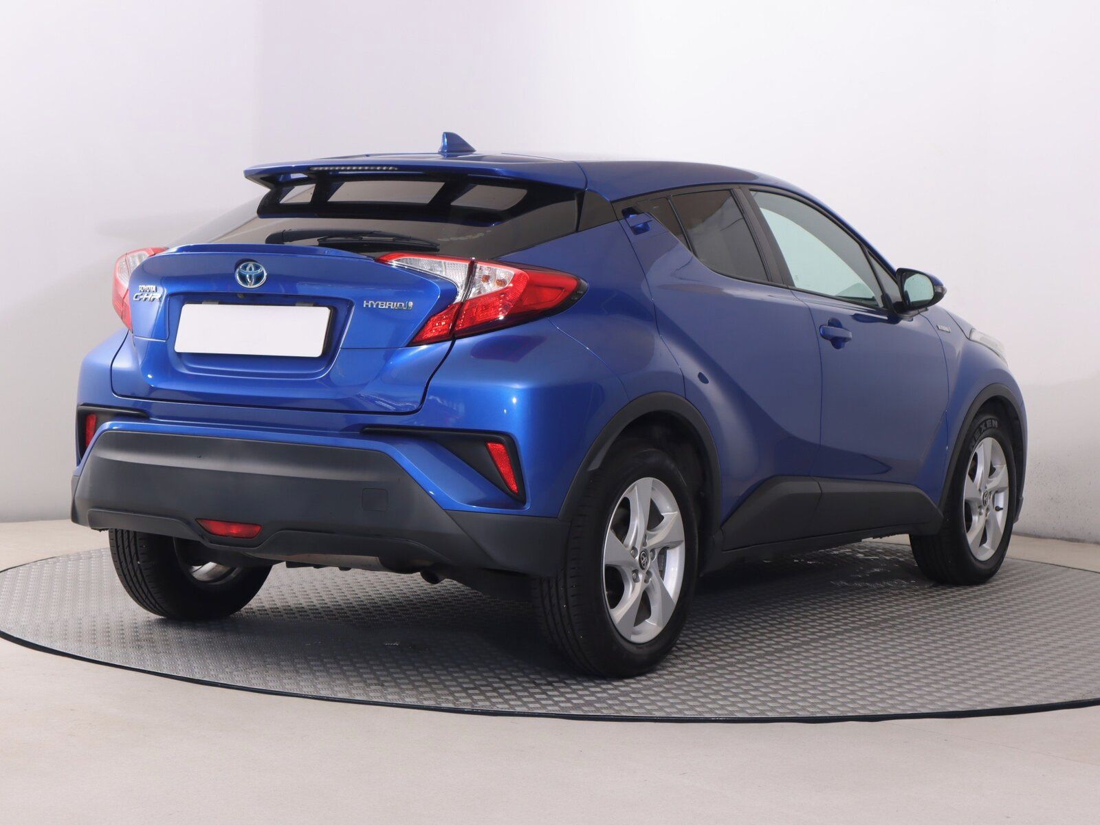 Toyota C-HR, 1.8 Hybrid, Active, Automat - fotka 5