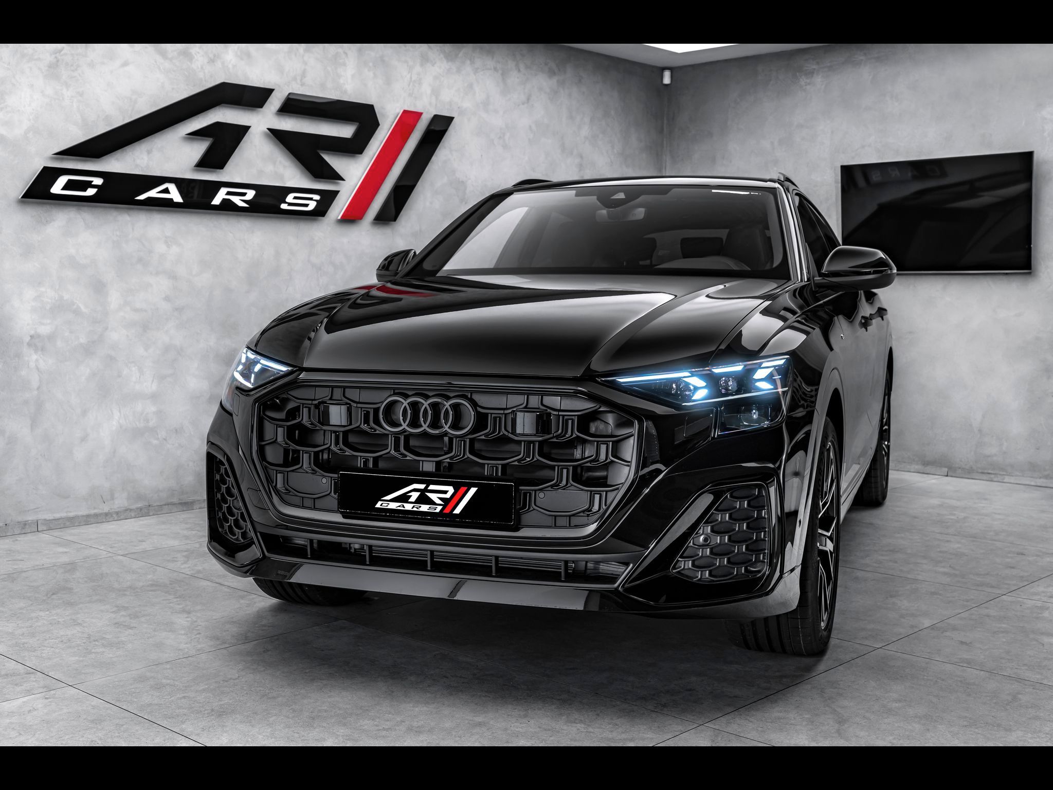 Audi Q8, 50TDI Sline Vzduch Laser Masáž - fotka 4